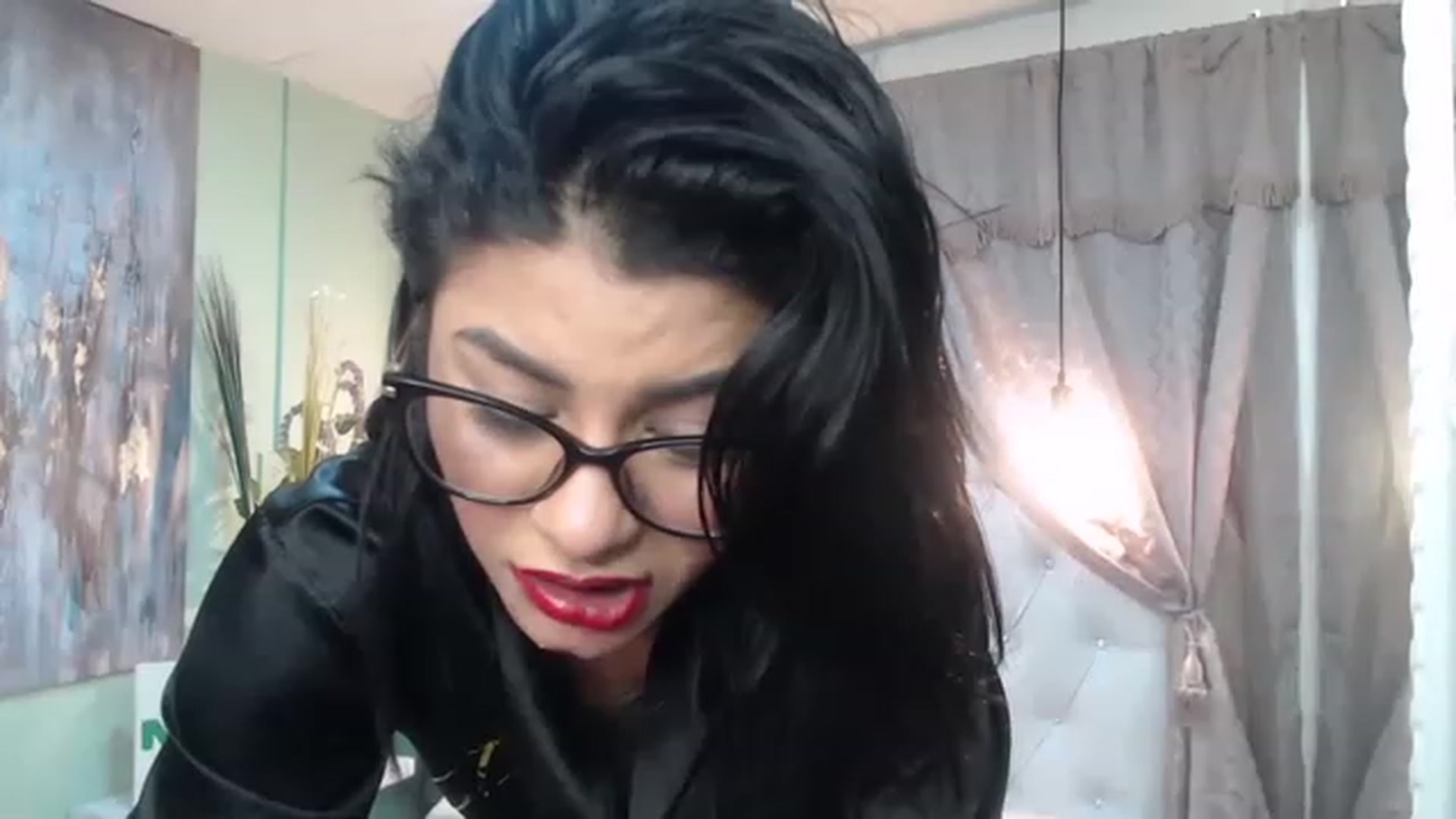 Gallery image thumbnail from Sara__Ruiz's myfreecams stream on, 11/26/2022, 17:42 image 20 of 20