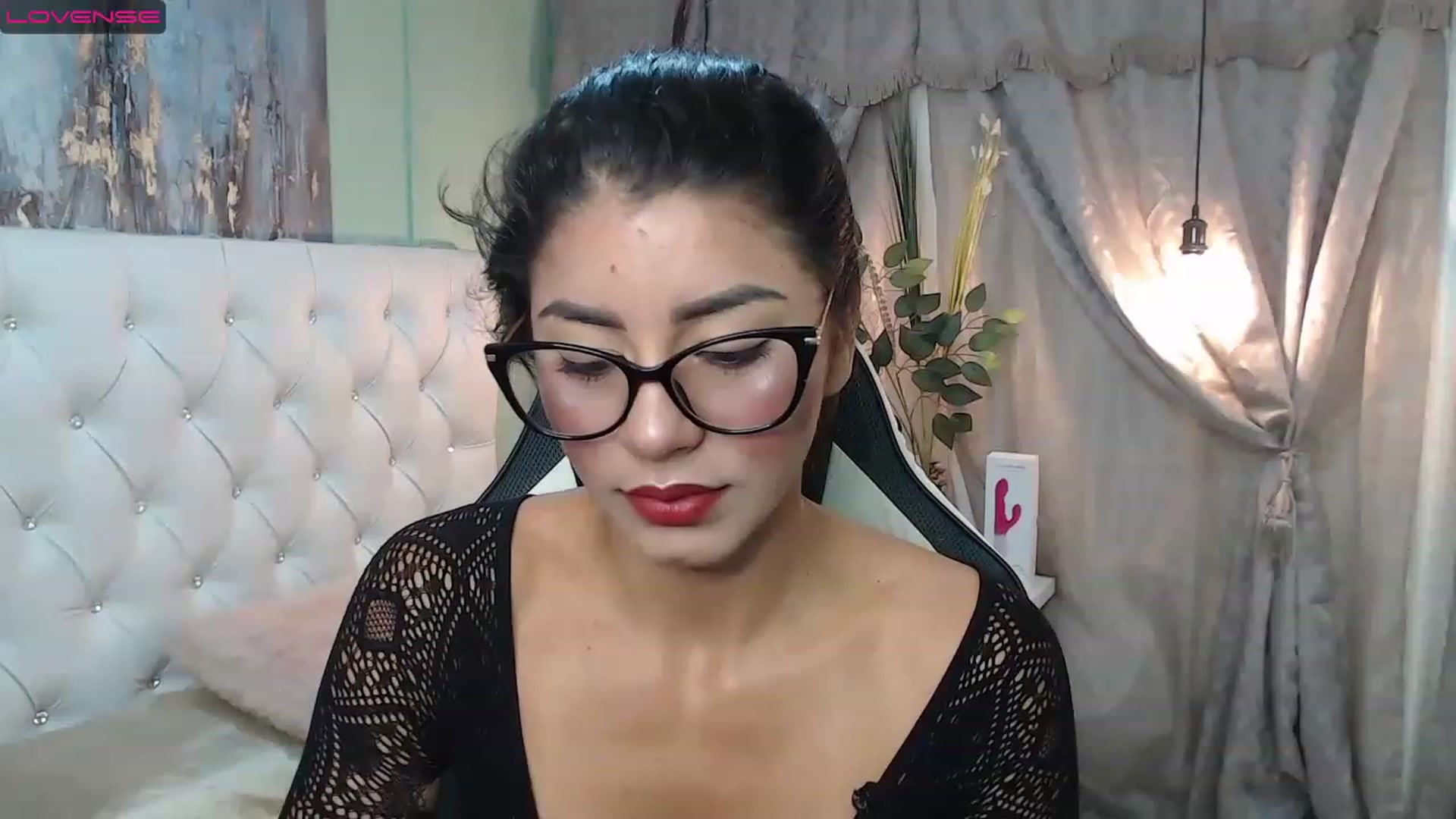 Gallery image thumbnail from Sara__Ruiz's myfreecams stream on, 02/27/2023, 15:12 image 1 of 20