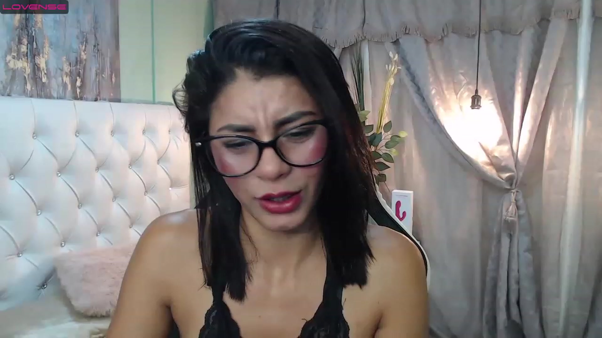 Gallery image thumbnail from Sara__Ruiz's myfreecams stream on, 02/28/2023, 14:48 image 1 of 20