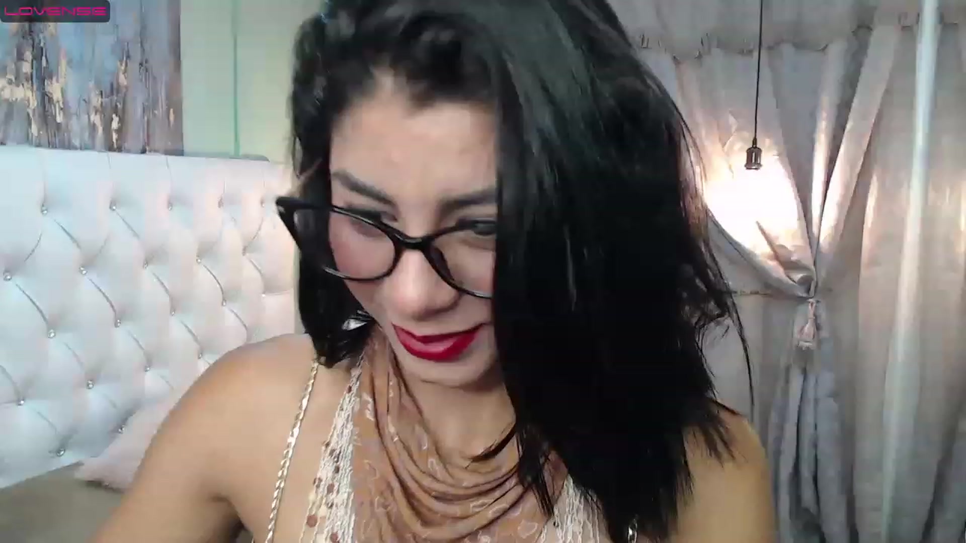 Gallery image thumbnail from Sara__Ruiz's myfreecams stream on, 03/01/2023, 14:36 image 12 of 20
