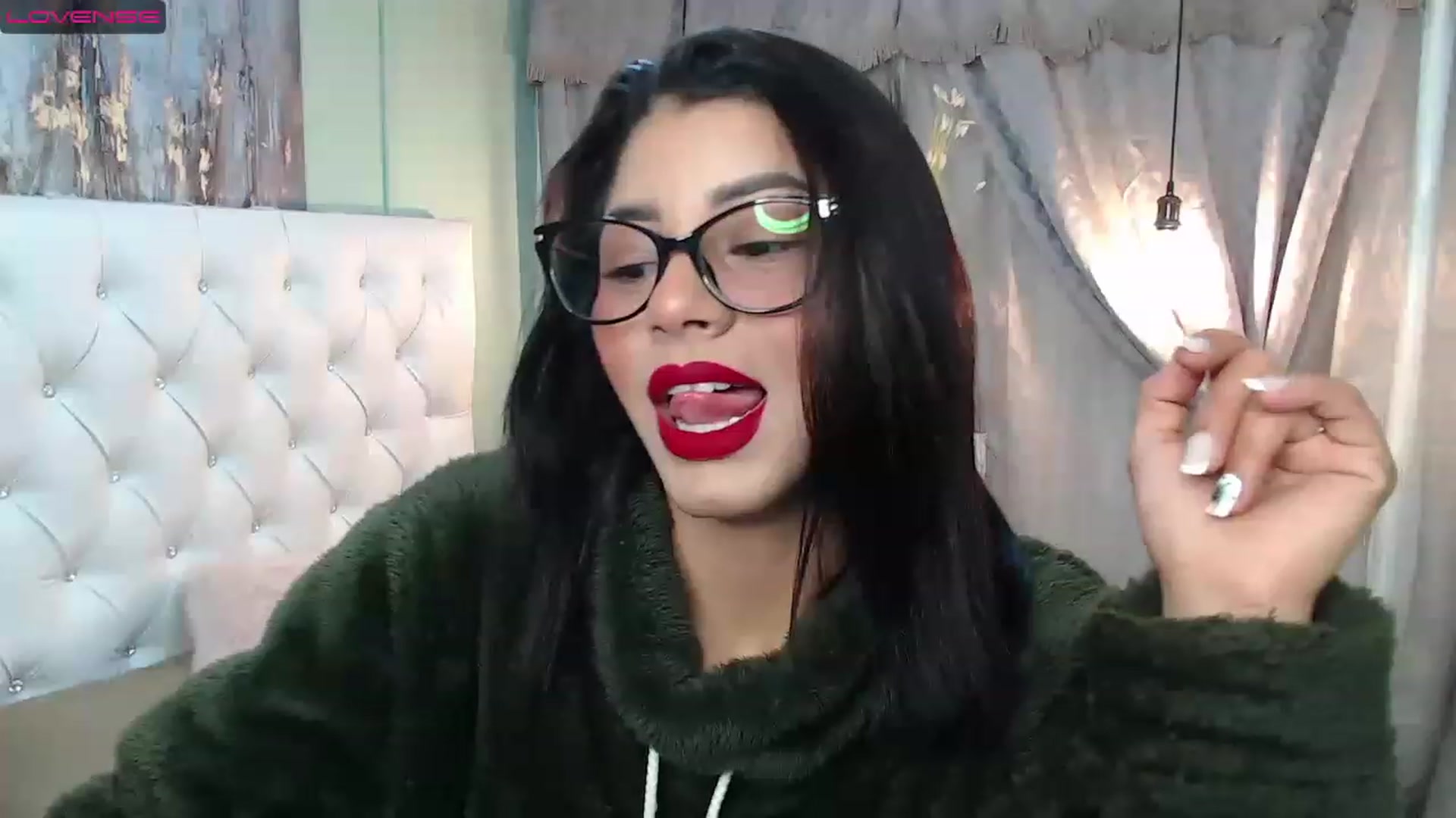 Gallery image thumbnail from Sara__Ruiz's myfreecams stream on, 03/16/2023, 13:53 image 2 of 20