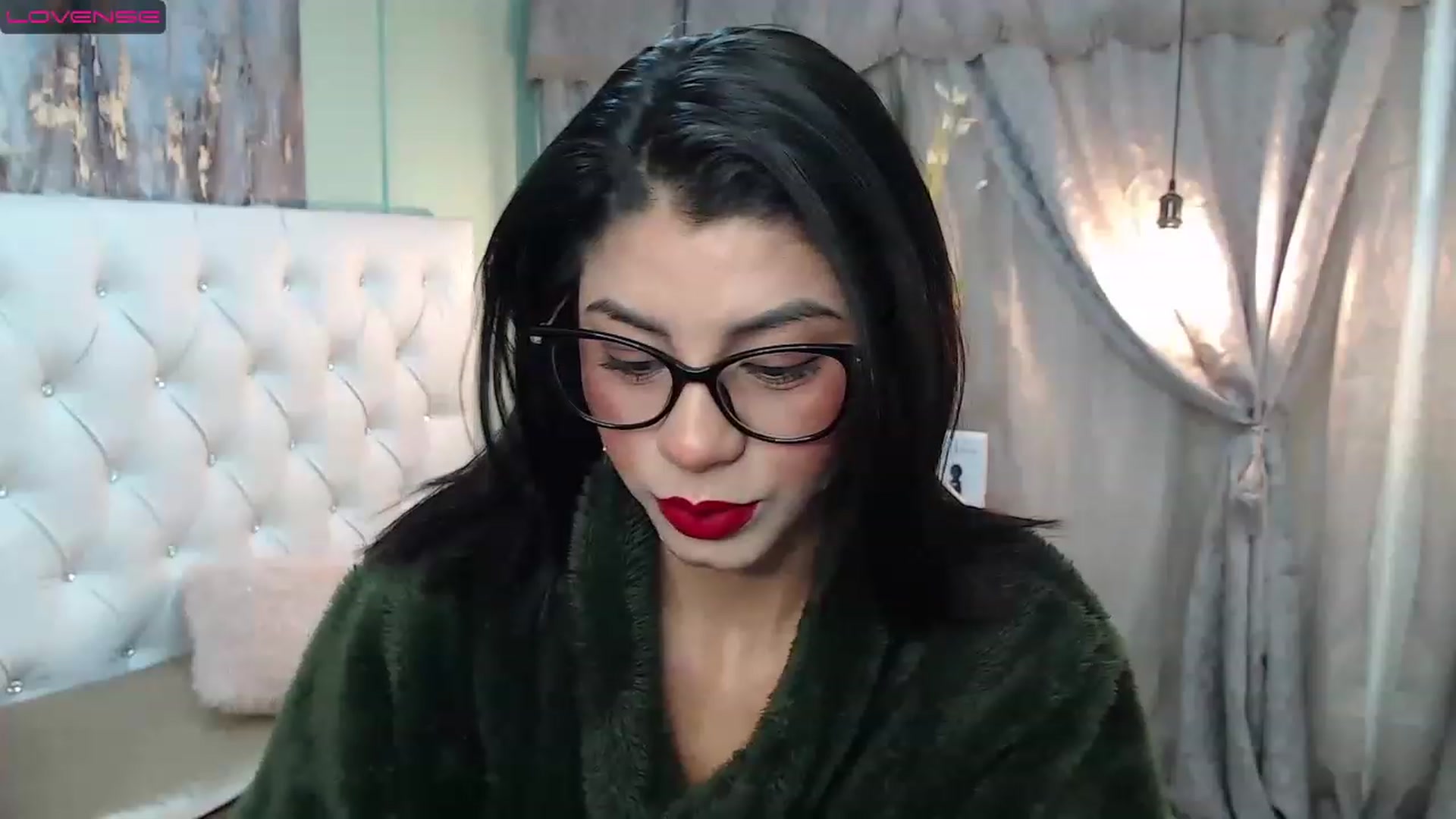Gallery image thumbnail from Sara__Ruiz's myfreecams stream on, 03/16/2023, 13:53 image 4 of 20