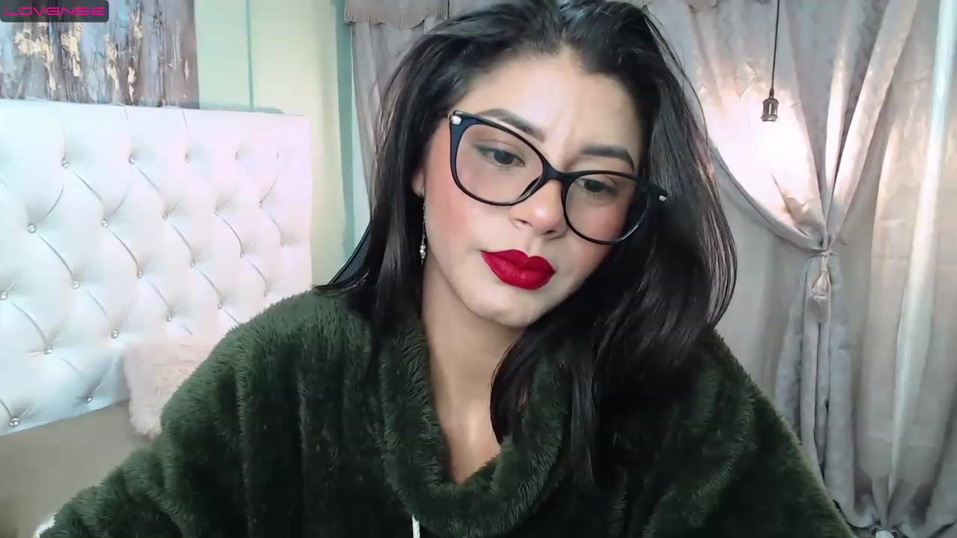 Gallery image thumbnail from Sara__Ruiz's myfreecams stream on, 03/16/2023, 13:53 image 14 of 20
