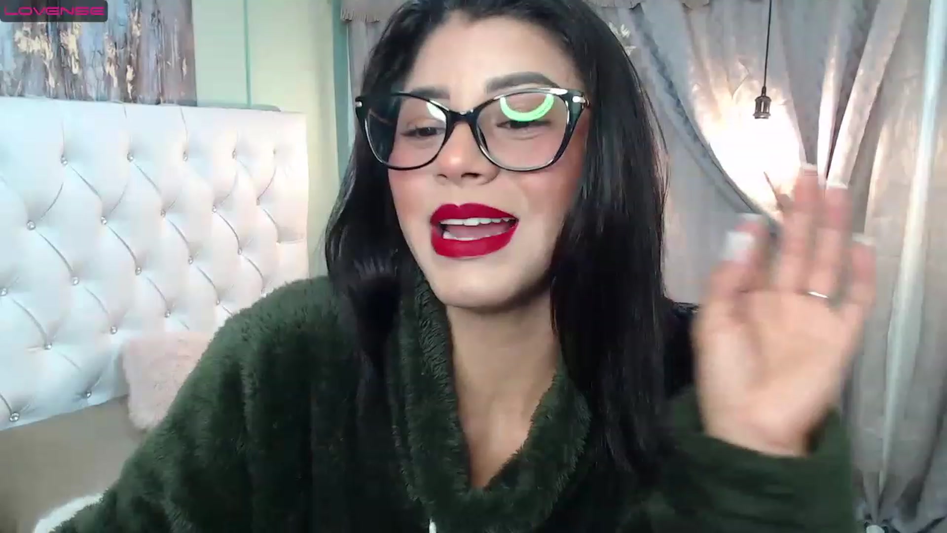 Gallery image thumbnail from Sara__Ruiz's myfreecams stream on, 03/16/2023, 13:53 image 13 of 20