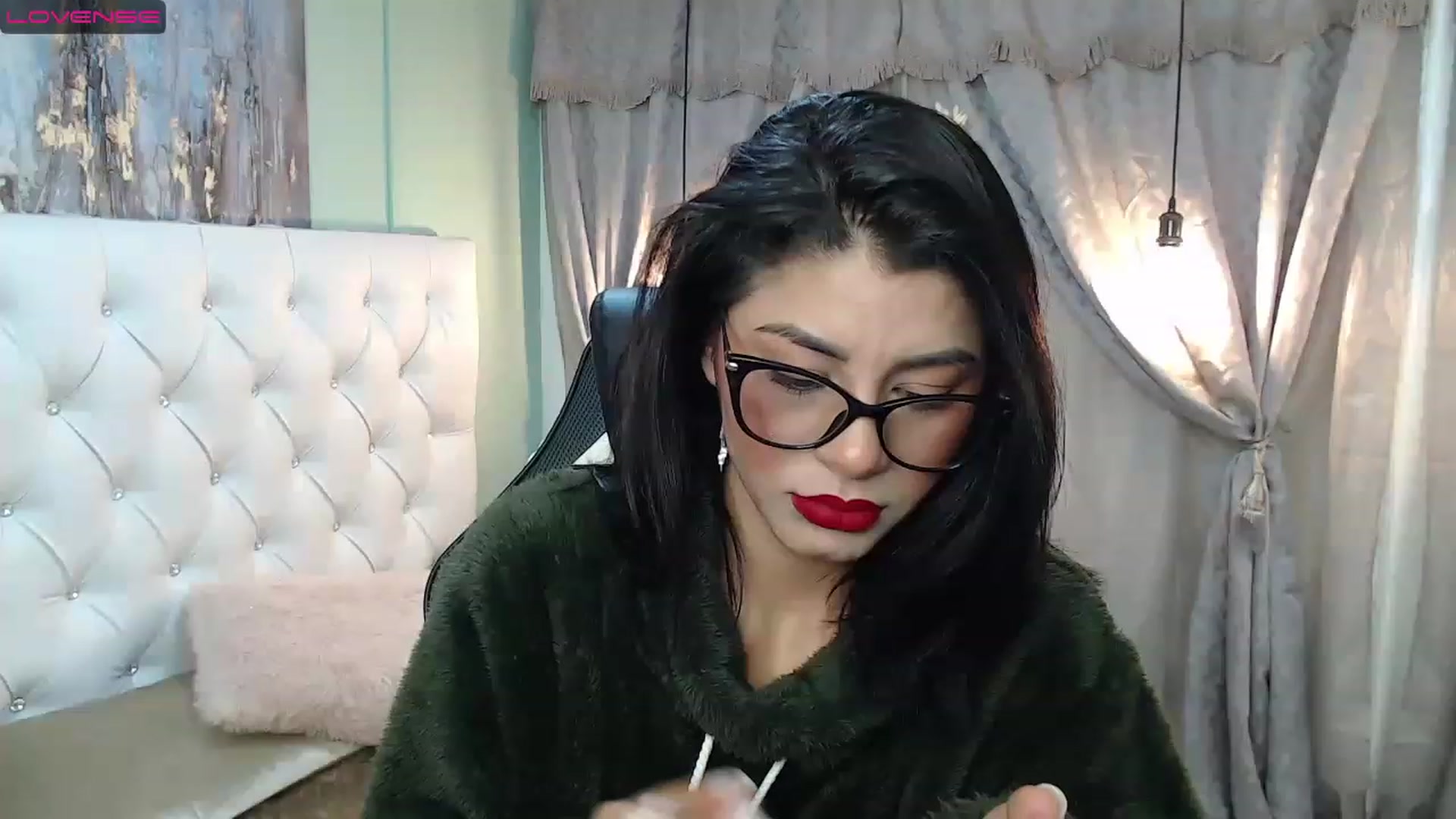 Gallery image thumbnail from Sara__Ruiz's myfreecams stream on, 03/16/2023, 13:53 image 20 of 20