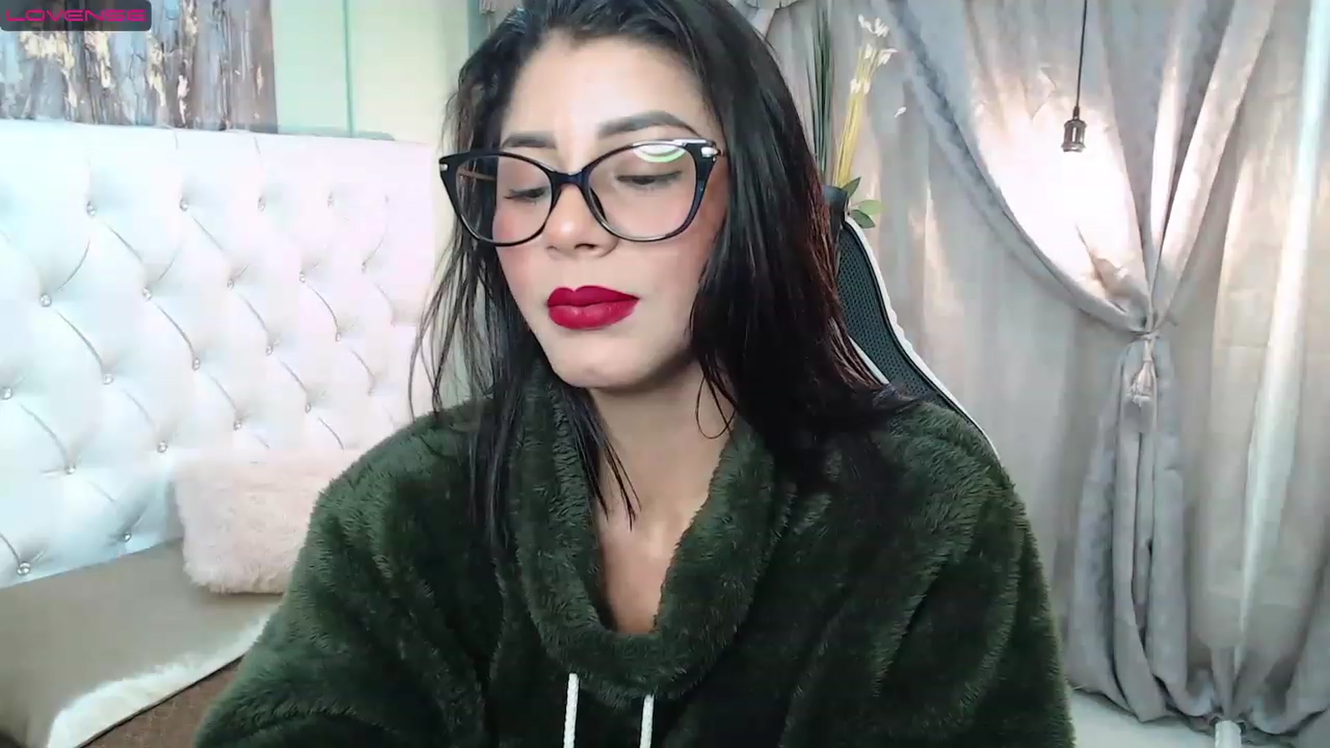 Gallery image thumbnail from Sara__Ruiz's myfreecams stream on, 03/16/2023, 15:16 image 3 of 20