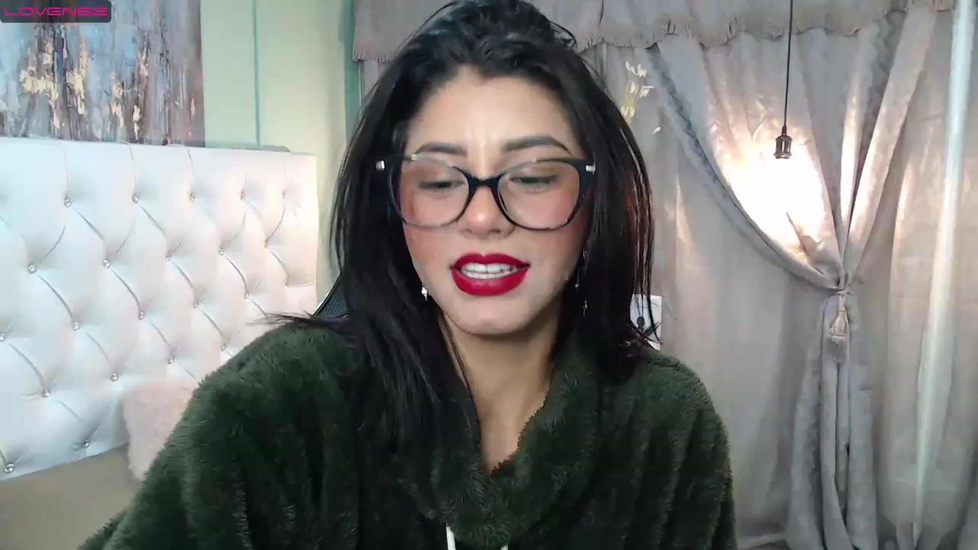 Gallery image thumbnail from Sara__Ruiz's myfreecams stream on, 03/16/2023, 15:16 image 9 of 20