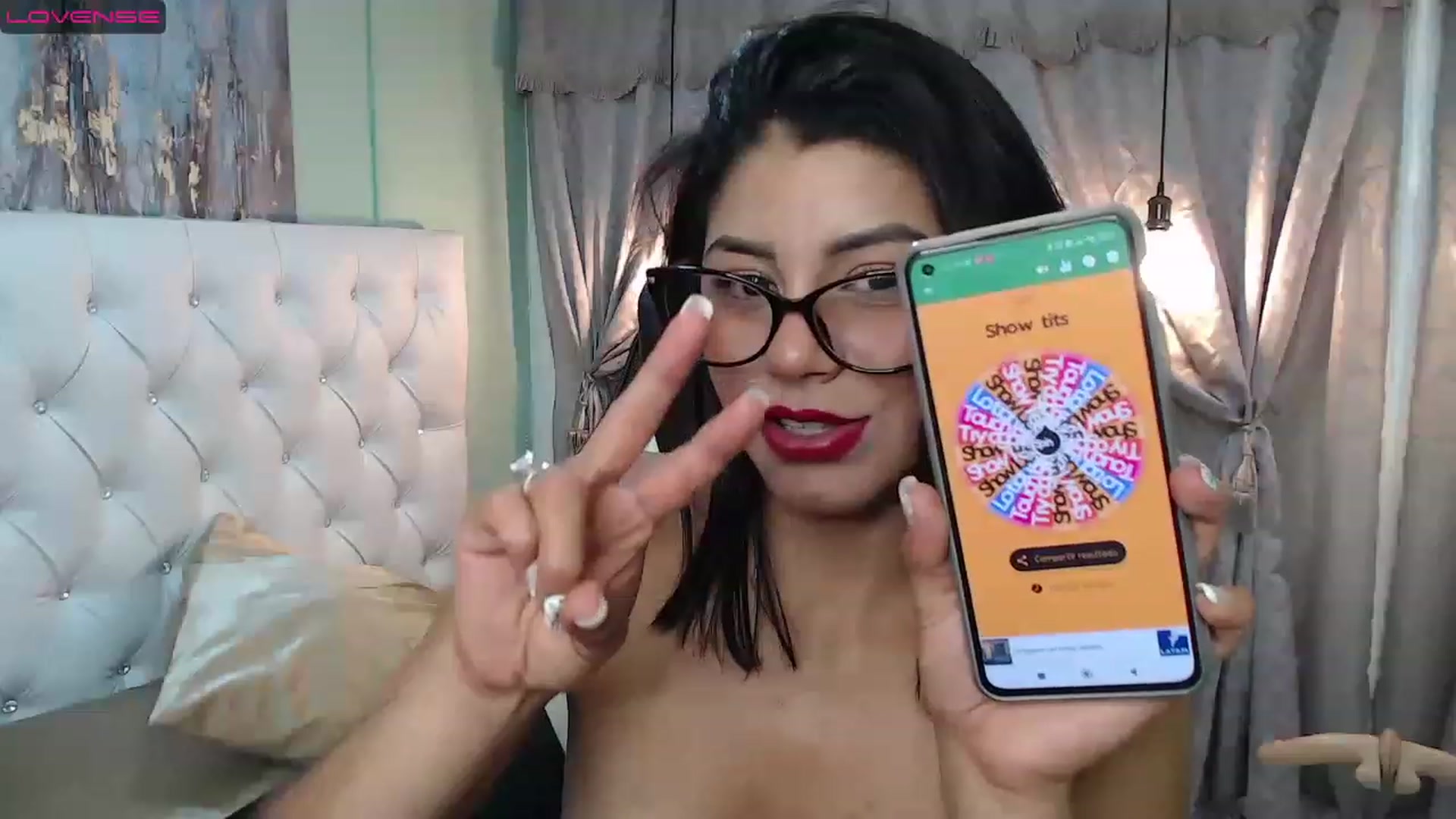 Gallery image thumbnail from Sara__Ruiz's myfreecams stream on, 03/16/2023, 16:37 image 17 of 20