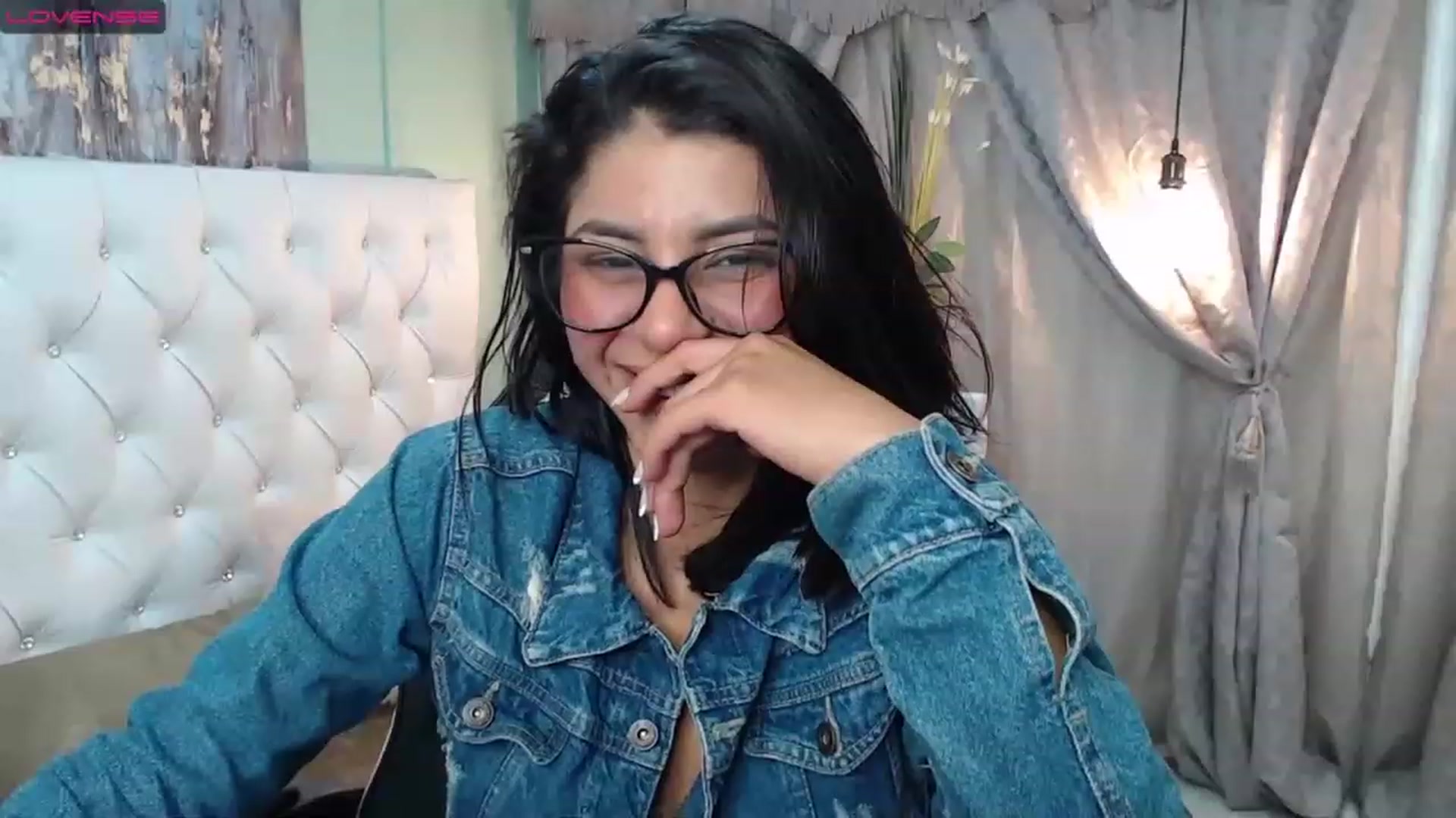 Gallery image thumbnail from Sara__Ruiz's myfreecams stream on, 03/17/2023, 18:05 image 3 of 20
