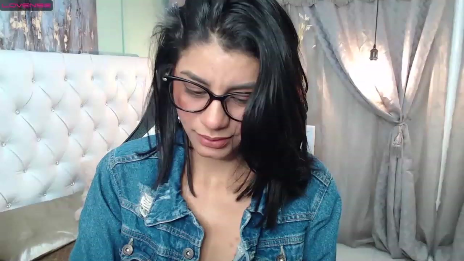 Gallery image thumbnail from Sara__Ruiz's myfreecams stream on, 03/17/2023, 18:05 image 1 of 20