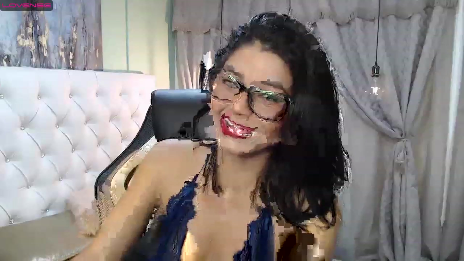 Gallery image thumbnail from Sara__Ruiz's myfreecams stream on, 03/18/2023, 15:20 image 14 of 20