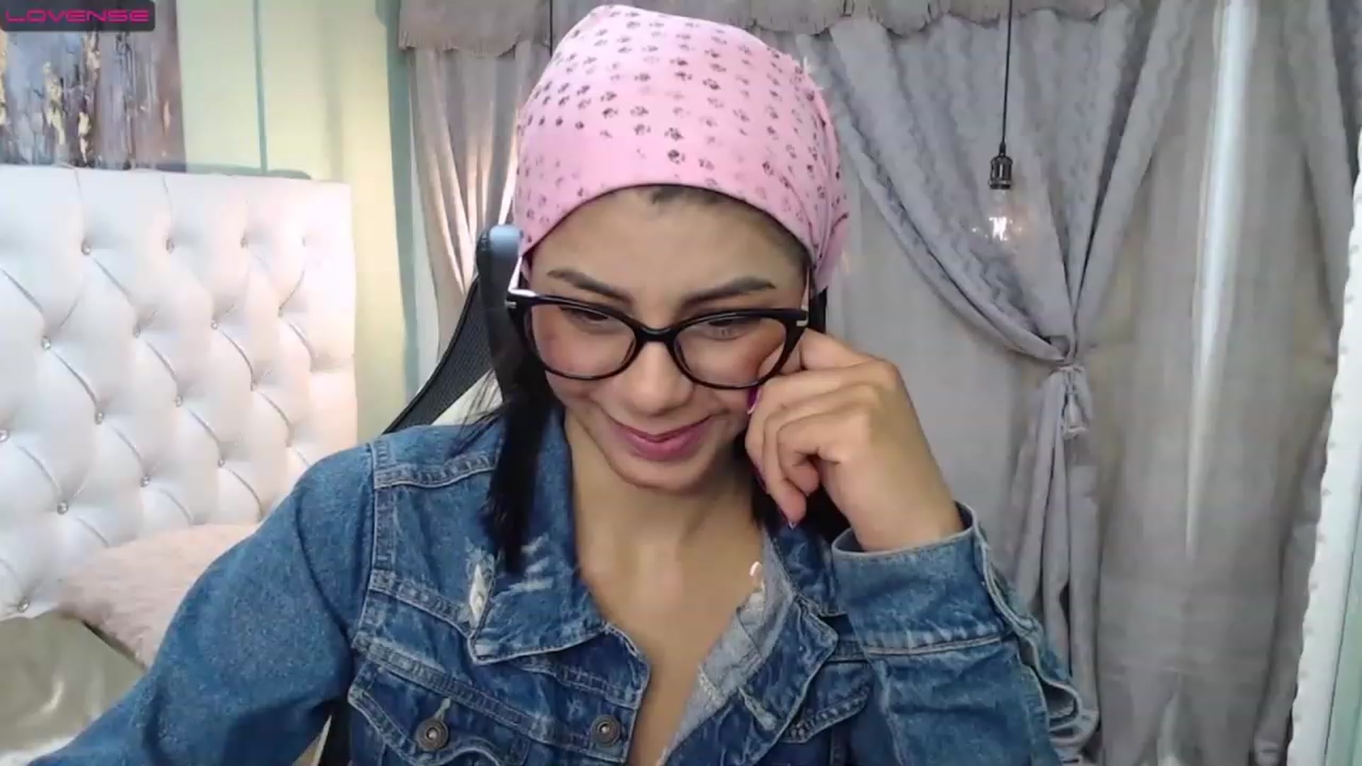 Gallery image thumbnail from Sara__Ruiz's myfreecams stream on, 03/21/2023, 15:01 image 1 of 20