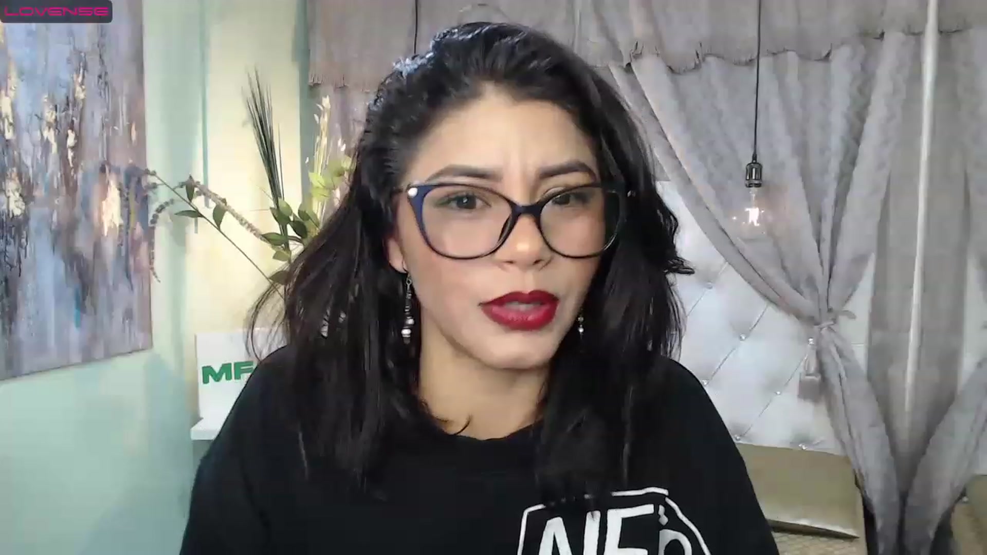Gallery image thumbnail from Sara__Ruiz's myfreecams stream on, 03/23/2023, 13:01 image 16 of 20