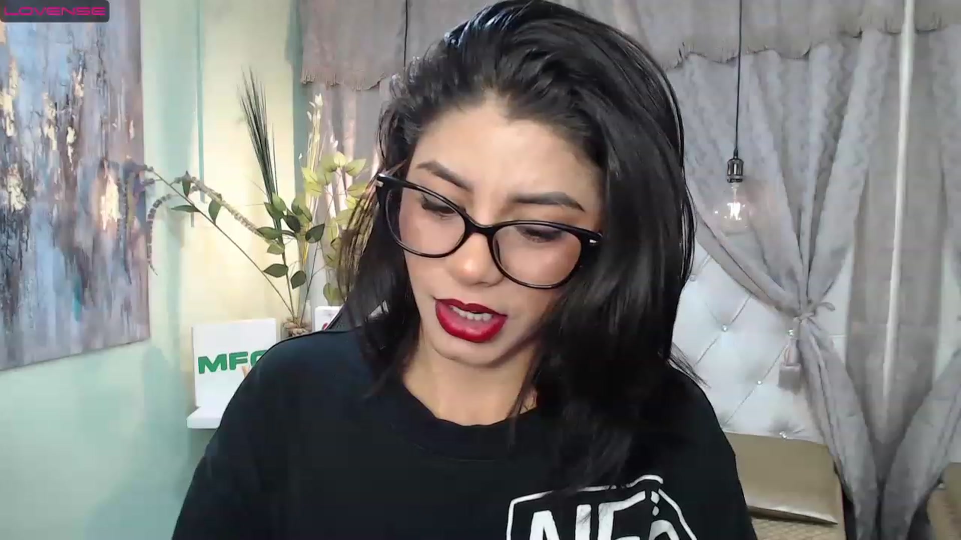 Gallery image thumbnail from Sara__Ruiz's myfreecams stream on, 03/23/2023, 13:01 image 8 of 20