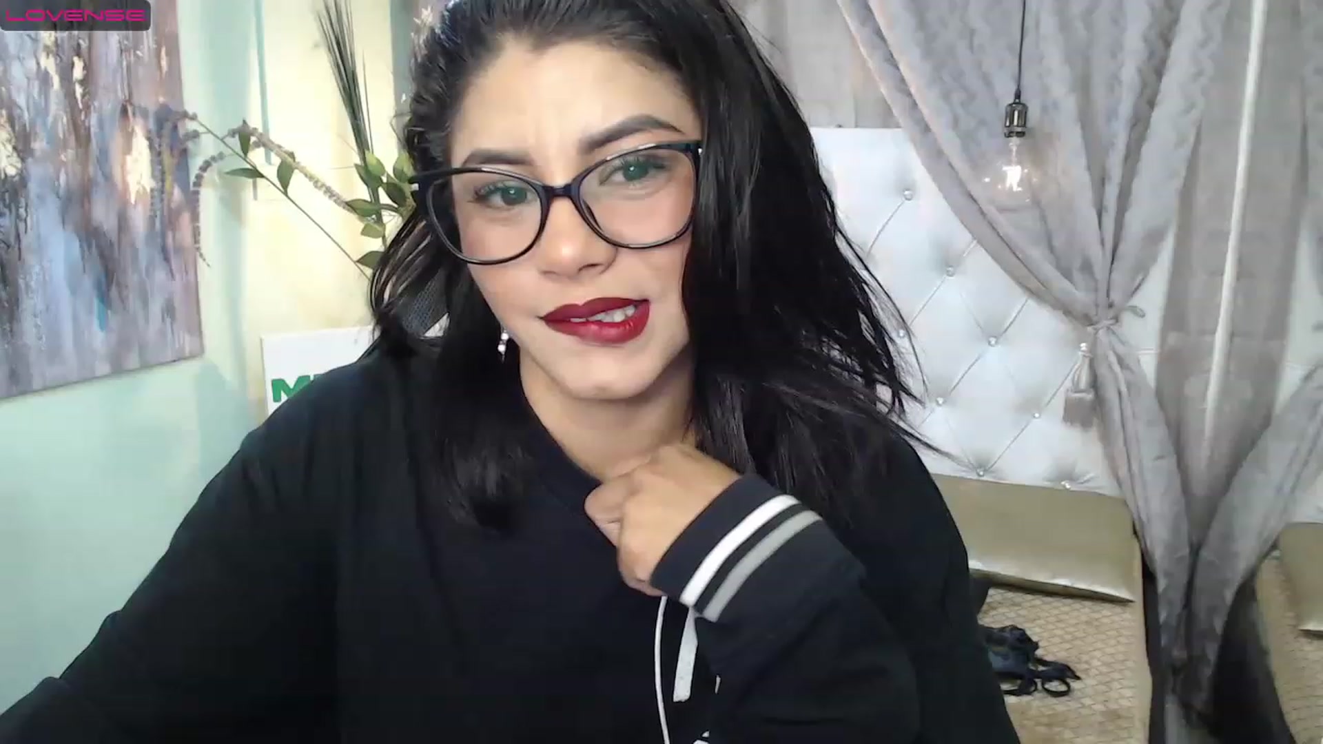 Gallery image thumbnail from Sara__Ruiz's myfreecams stream on, 03/23/2023, 13:01 image 3 of 20