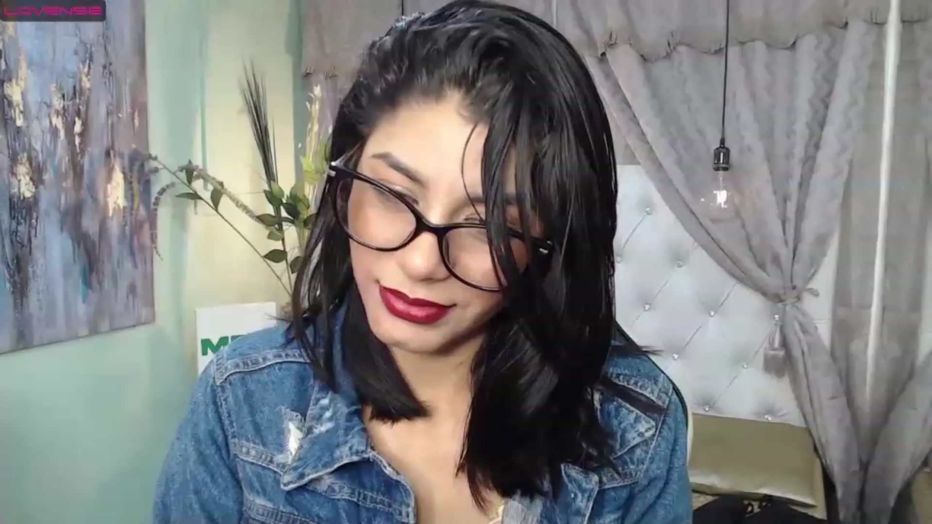 Gallery image thumbnail from Sara__Ruiz's myfreecams stream on, 03/27/2023, 15:23 image 20 of 20