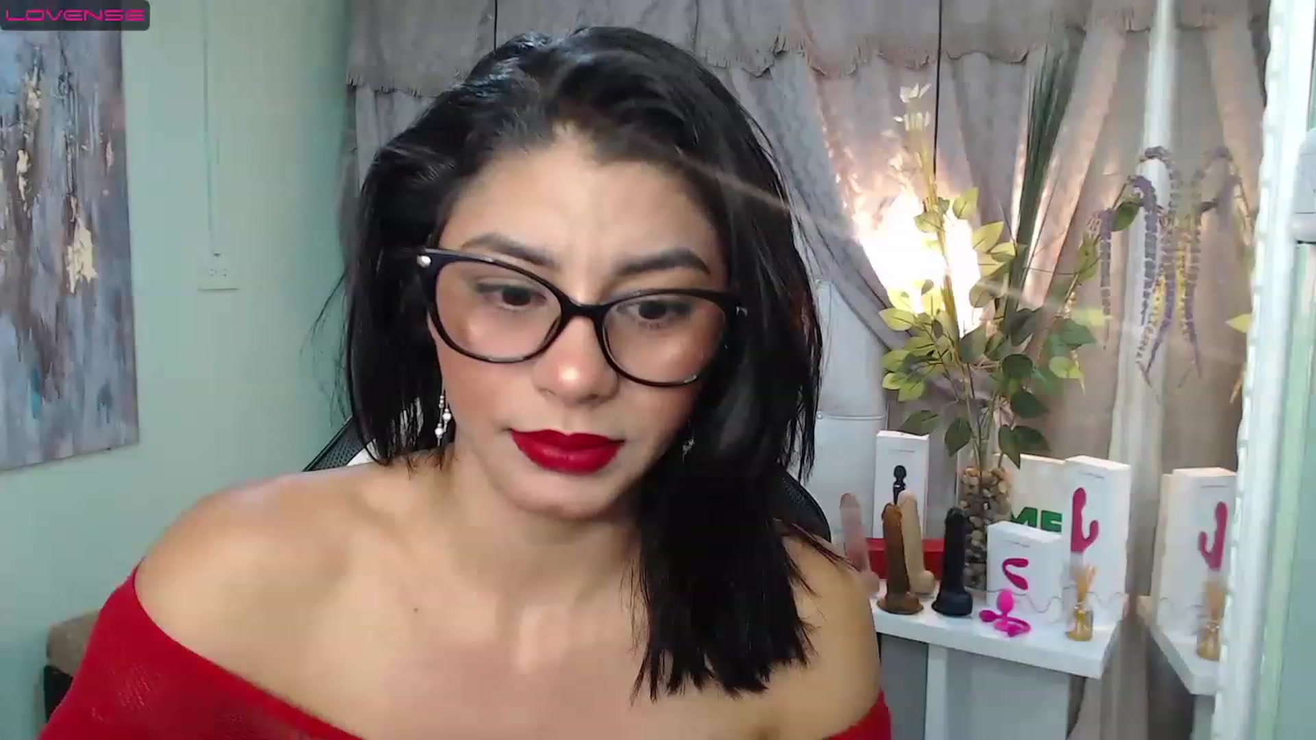 Gallery image thumbnail from Sara__Ruiz's myfreecams stream on, 03/31/2023, 14:07 image 4 of 20