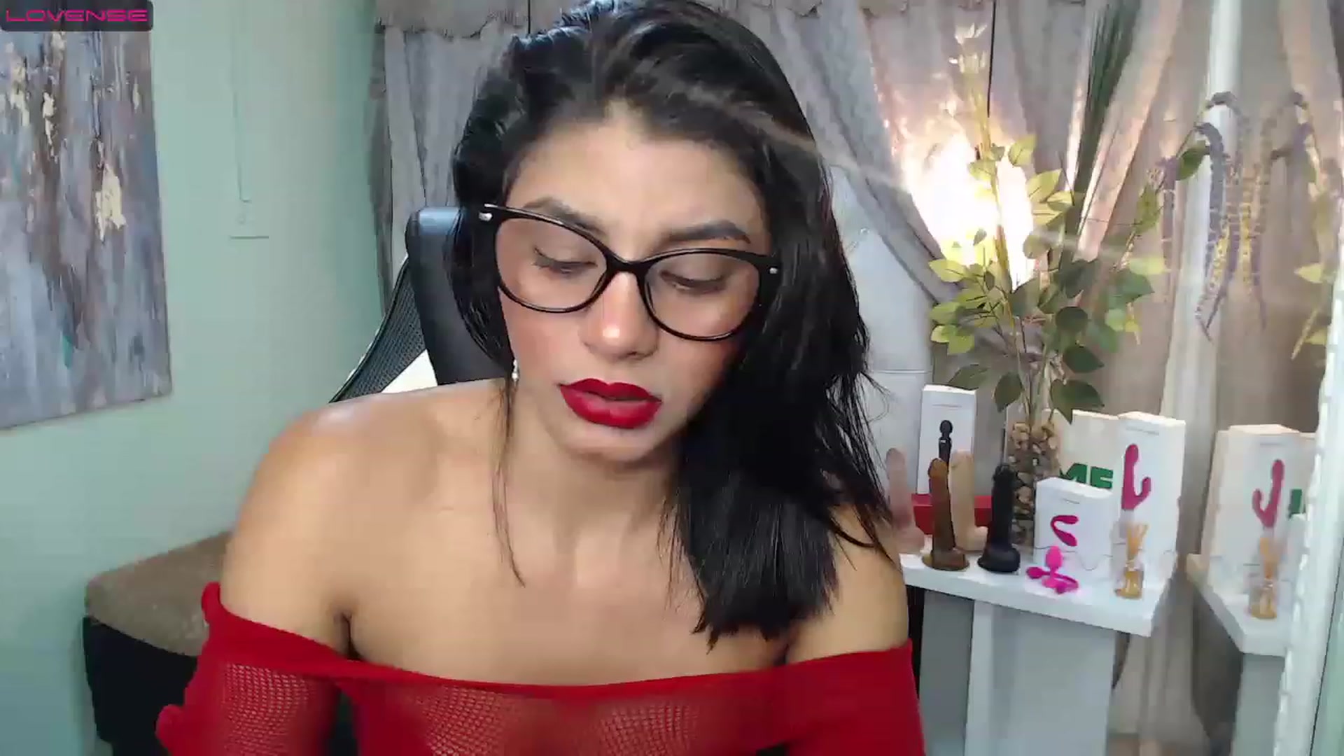 Gallery image thumbnail from Sara__Ruiz's myfreecams stream on, 03/31/2023, 14:07 image 19 of 20