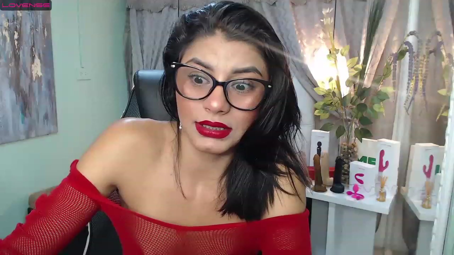 Gallery image thumbnail from Sara__Ruiz's myfreecams stream on, 03/31/2023, 14:07 image 20 of 20