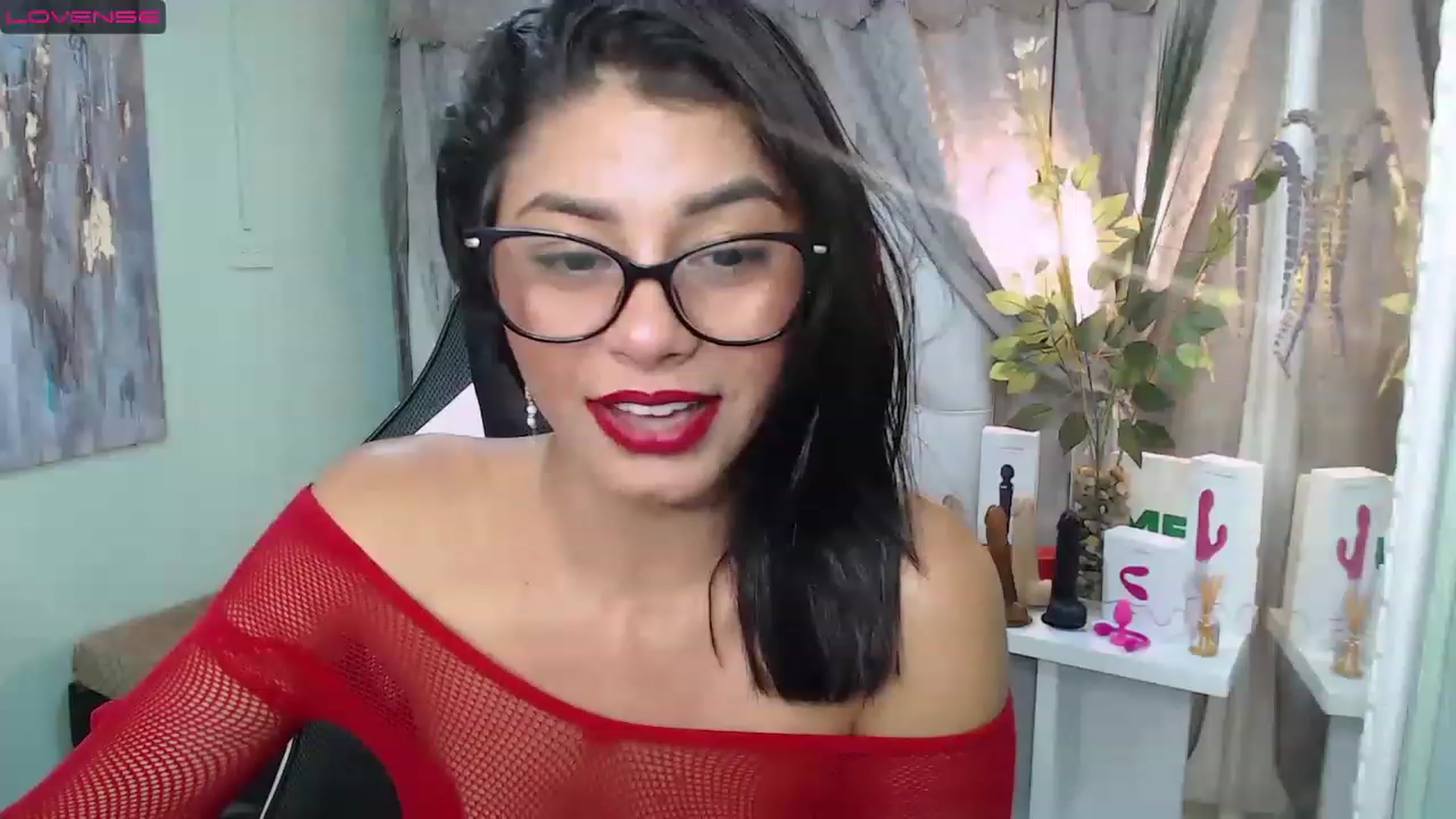 Gallery image thumbnail from Sara__Ruiz's myfreecams stream on, 03/31/2023, 16:48 image 9 of 20