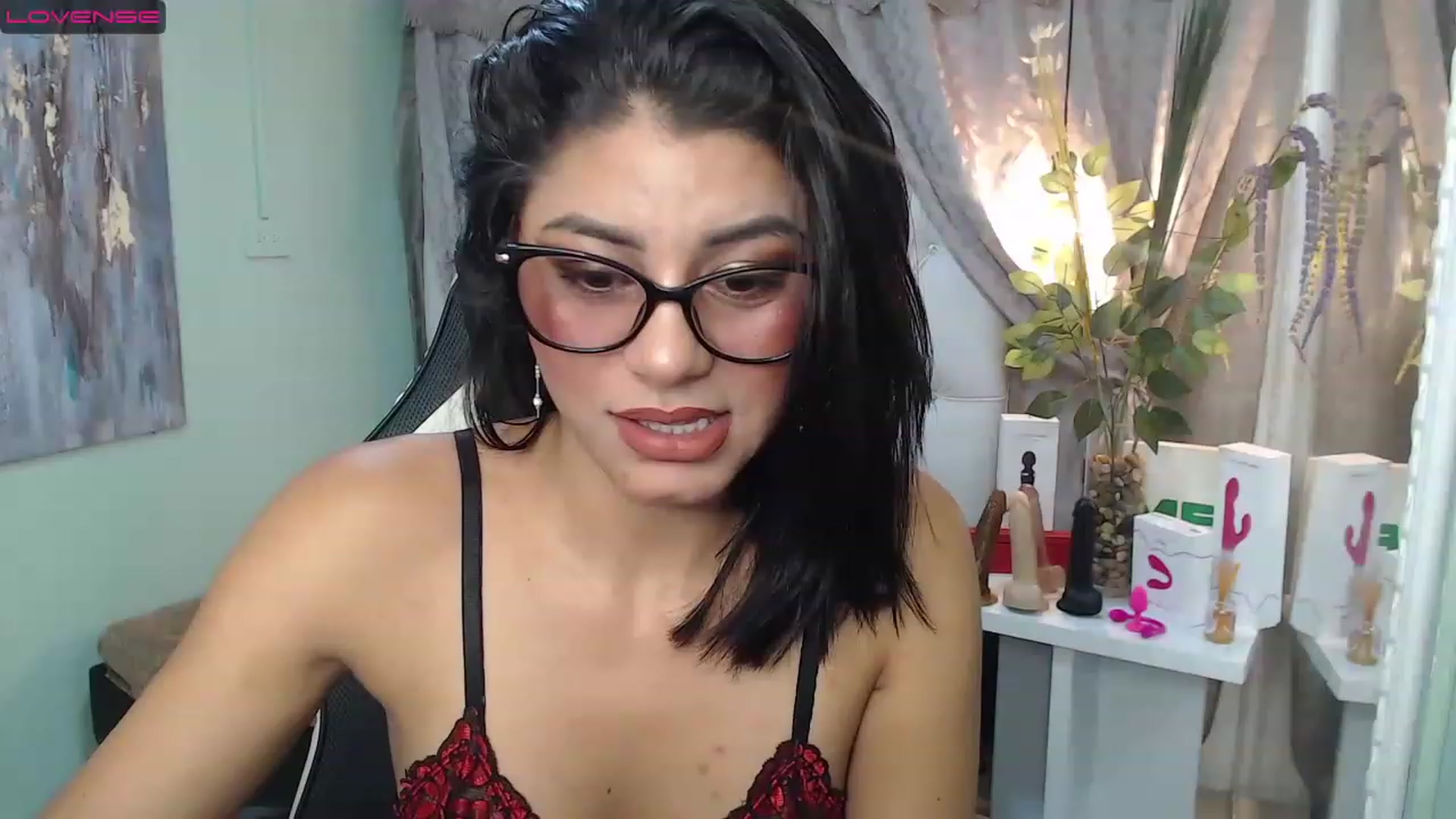Gallery image thumbnail from Sara__Ruiz's myfreecams stream on, 04/03/2023, 14:26 image 7 of 20