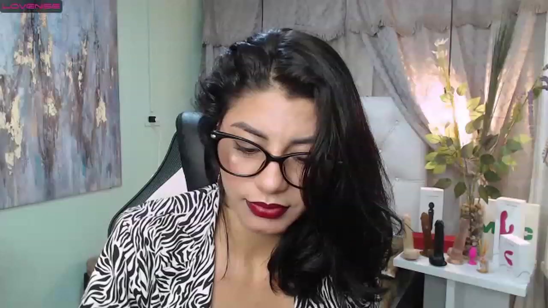 Gallery image thumbnail from Sara__Ruiz's myfreecams stream on, 04/11/2023, 15:11 image 12 of 20