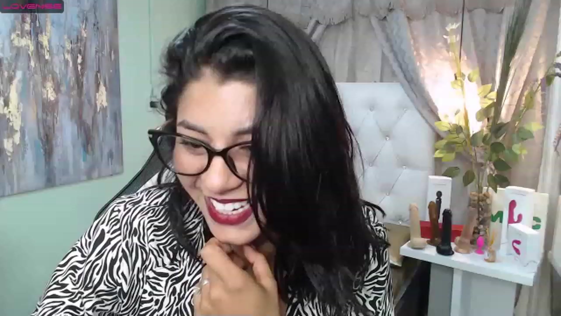 Gallery image thumbnail from Sara__Ruiz's myfreecams stream on, 04/11/2023, 17:08 image 1 of 20