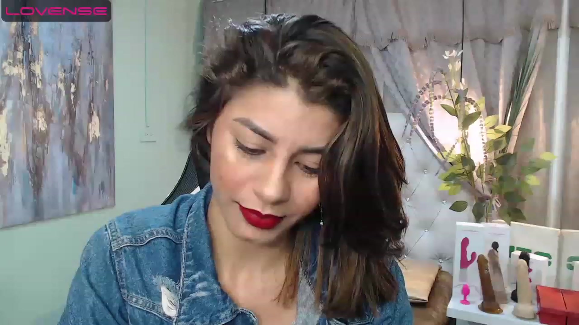 Gallery image thumbnail from Sara__Ruiz's myfreecams stream on, 04/17/2023, 18:02 image 13 of 20