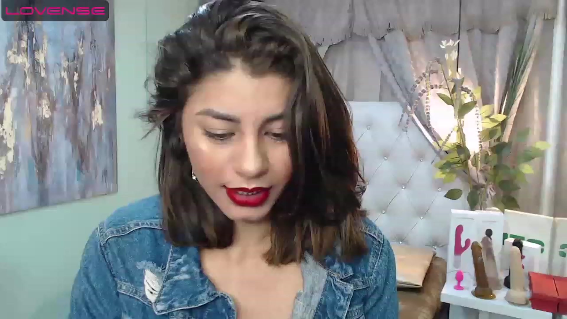 Gallery image thumbnail from Sara__Ruiz's myfreecams stream on, 04/17/2023, 18:02 image 2 of 20