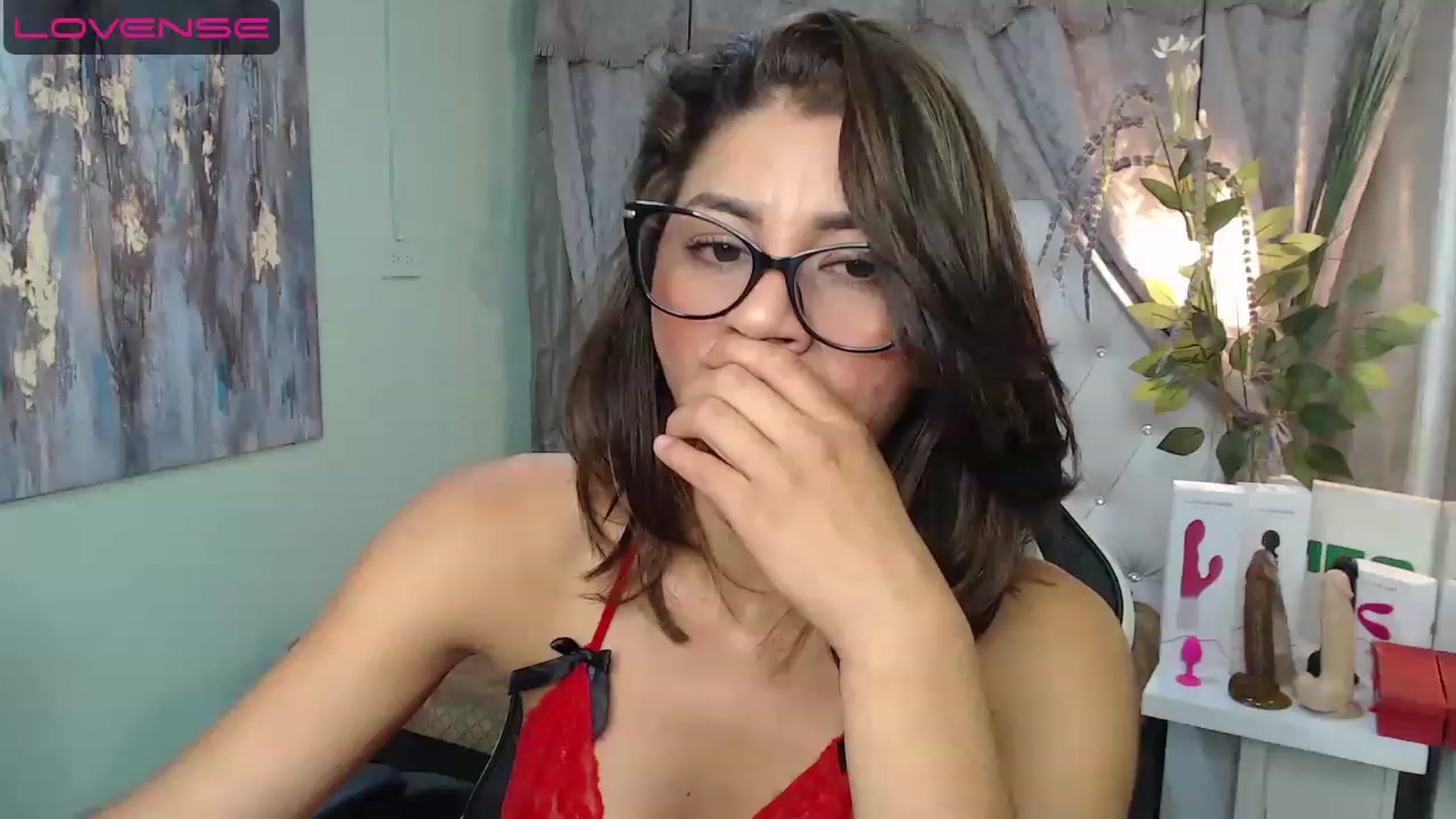 Gallery image thumbnail from Sara__Ruiz's myfreecams stream on, 04/19/2023, 17:11 image 5 of 20