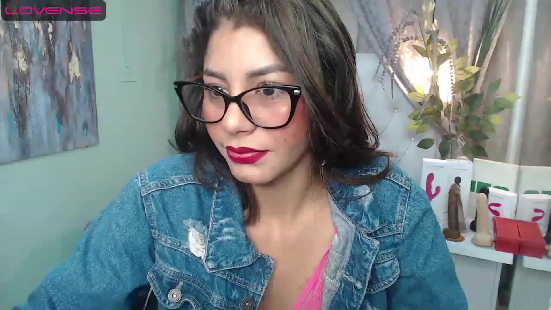 Gallery image thumbnail from Sara__Ruiz's myfreecams stream on, 04/20/2023, 14:20 image 13 of 20