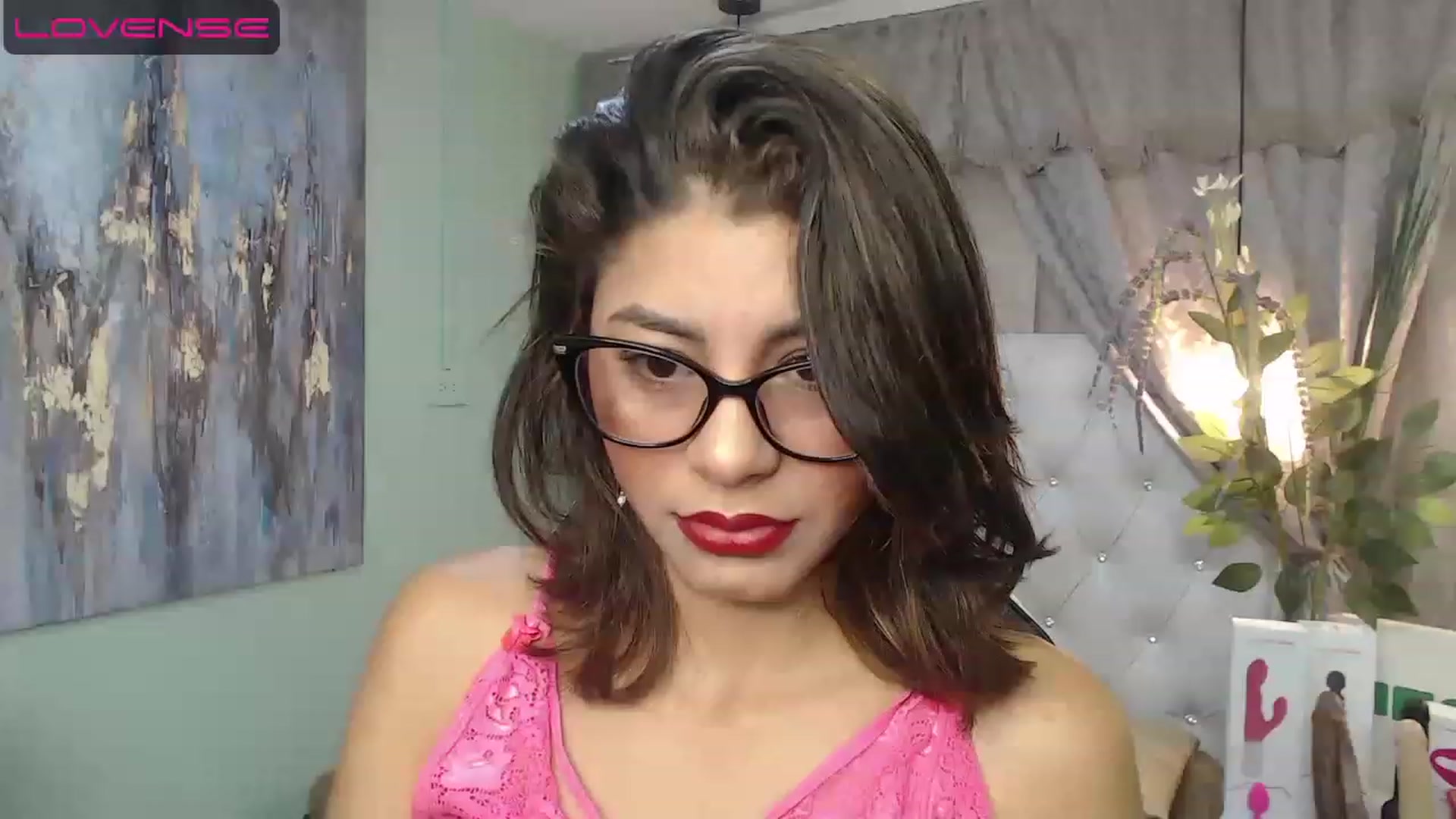 Gallery image thumbnail from Sara__Ruiz's myfreecams stream on, 04/20/2023, 14:20 image 3 of 20
