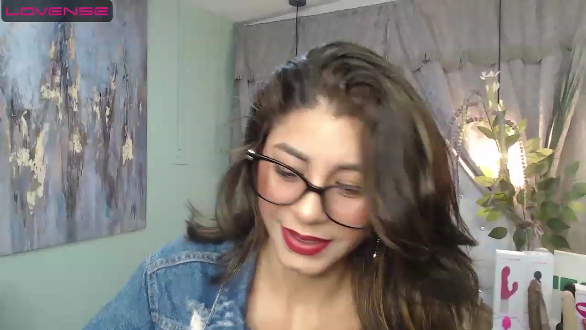Gallery image thumbnail from Sara__Ruiz's myfreecams stream on, 04/20/2023, 14:20 image 4 of 20
