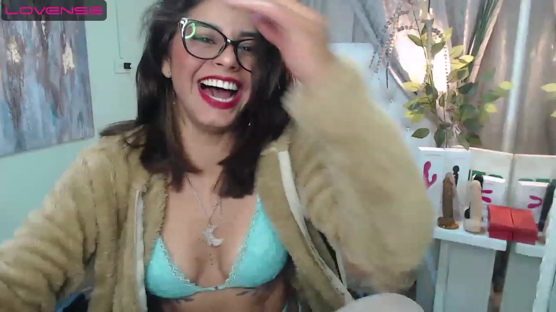 Gallery image thumbnail from Sara__Ruiz's myfreecams stream on, 04/22/2023, 14:54 image 8 of 20