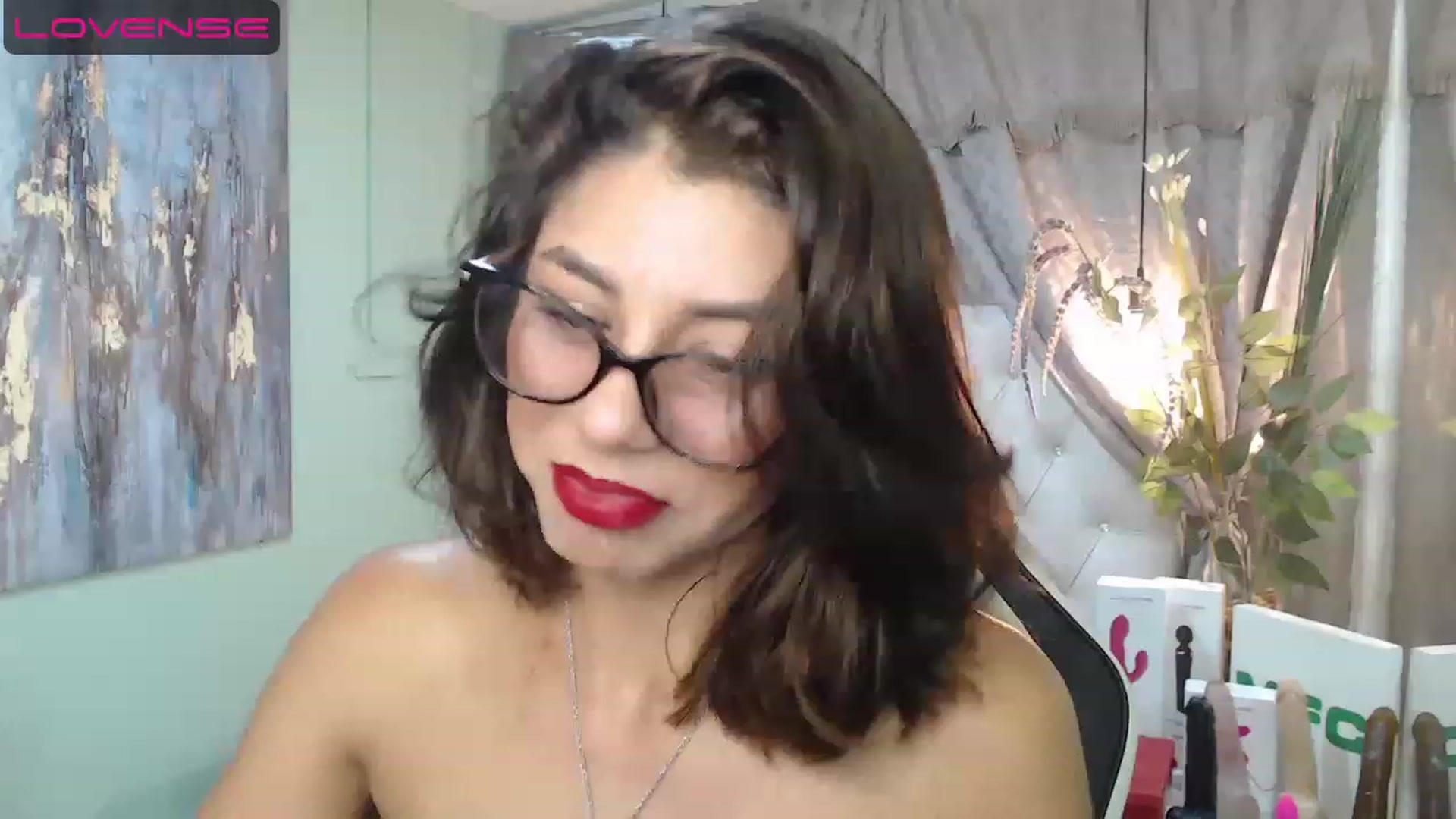 Gallery image thumbnail from Sara__Ruiz's myfreecams stream on, 05/02/2023, 14:28 image 4 of 20