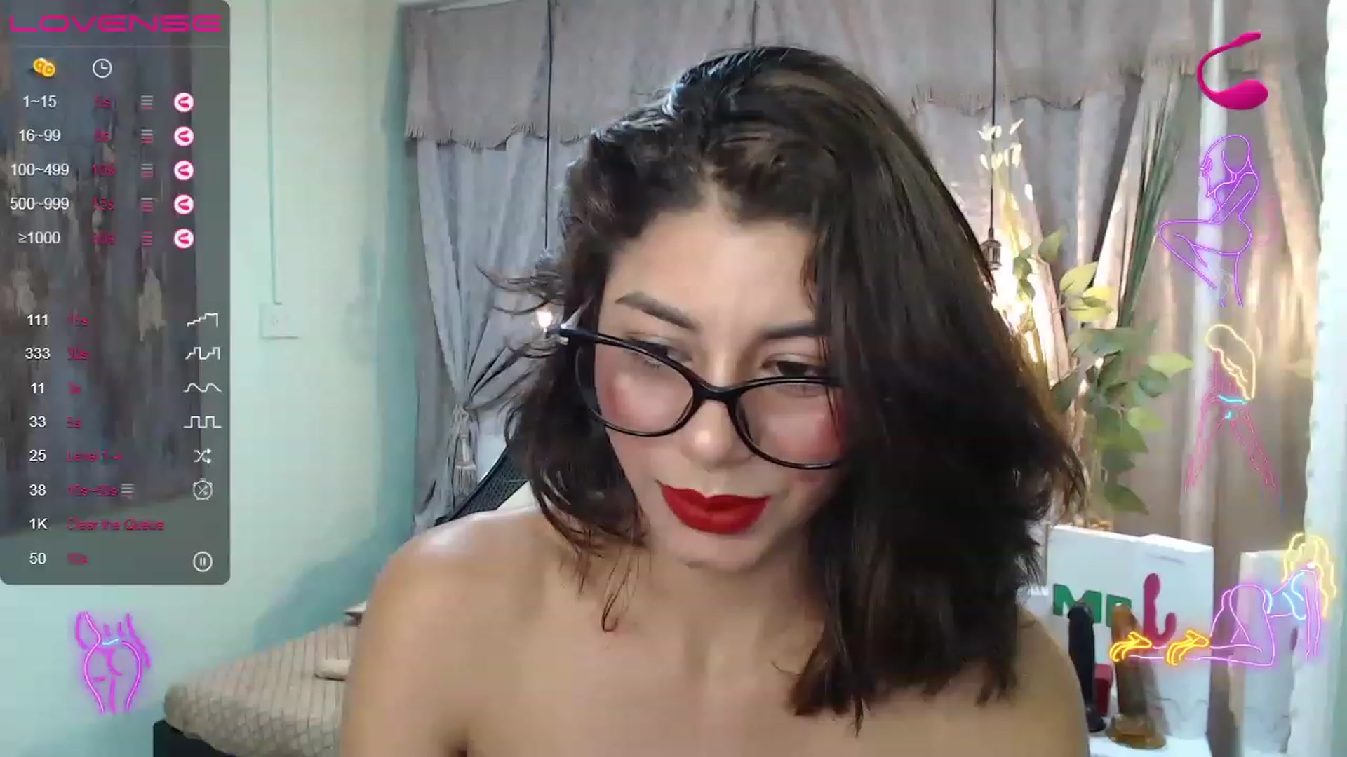 Gallery image thumbnail from Sara__Ruiz's myfreecams stream on, 05/10/2023, 16:01 image 10 of 20