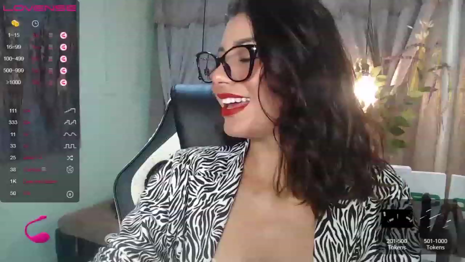 Gallery image thumbnail from Sara__Ruiz's myfreecams stream on, 05/17/2023, 15:04 image 6 of 20
