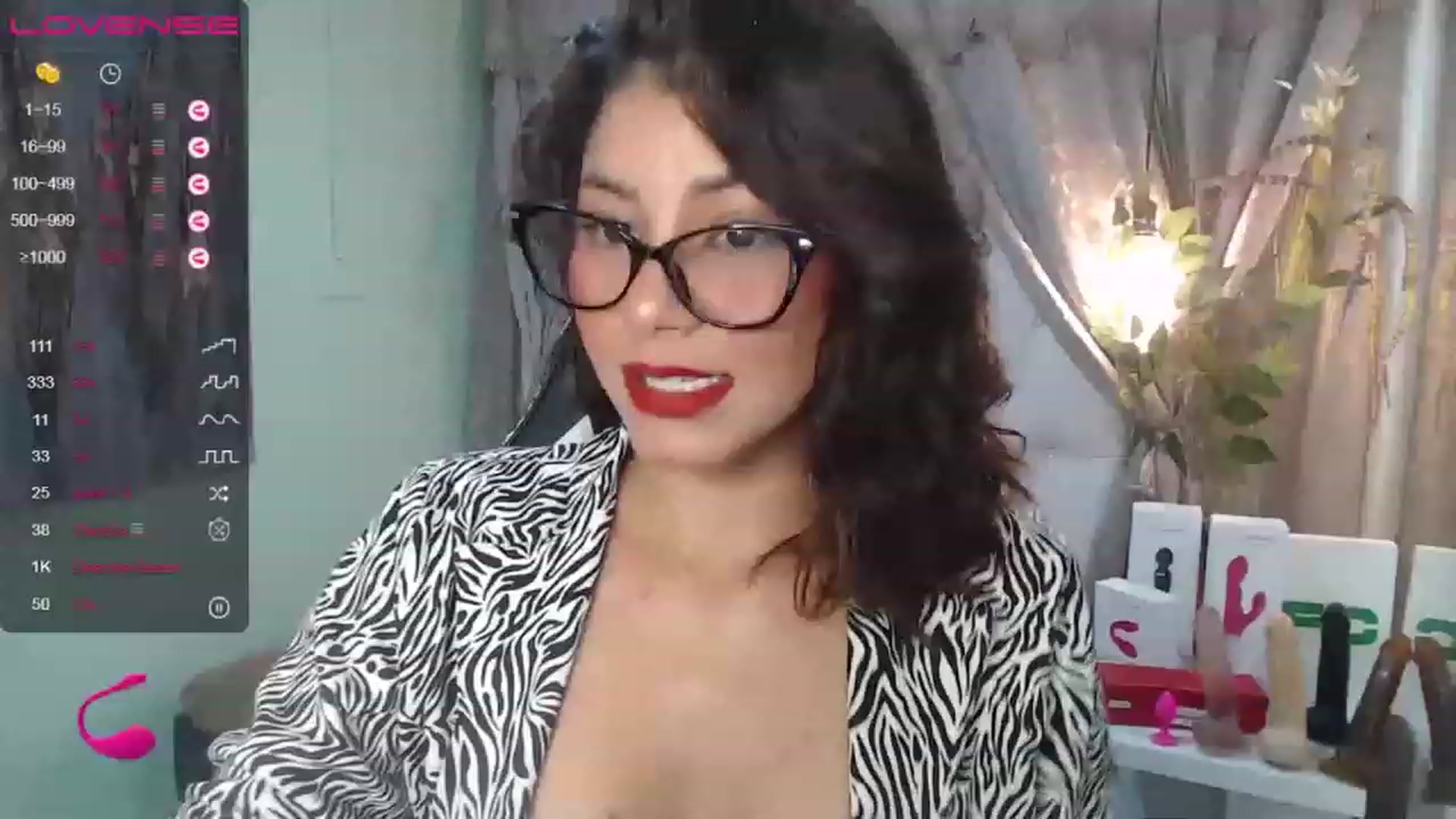 Gallery image thumbnail from Sara__Ruiz's myfreecams stream on, 05/17/2023, 15:04 image 4 of 20