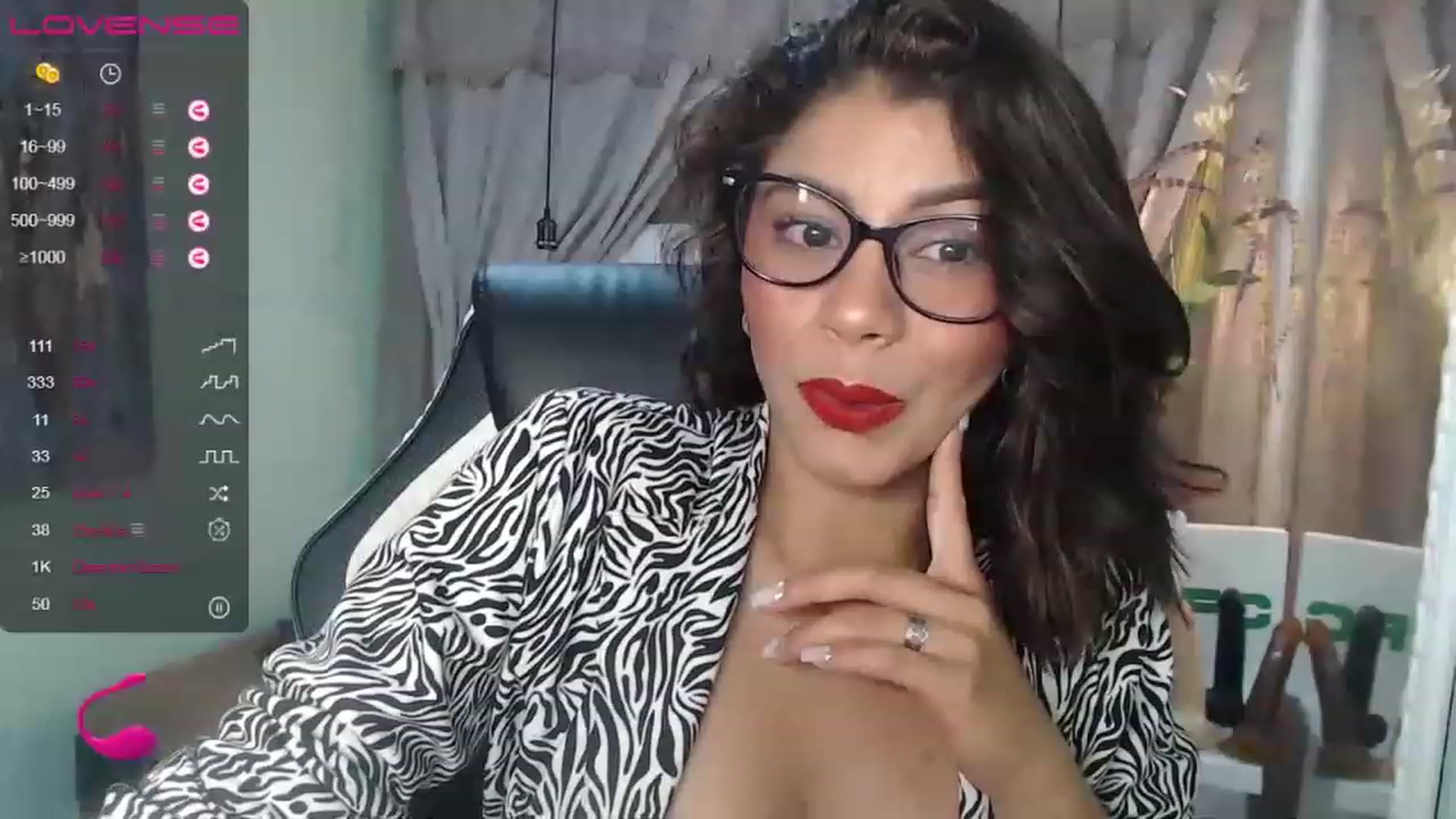Gallery image thumbnail from Sara__Ruiz's myfreecams stream on, 05/17/2023, 15:04 image 7 of 20