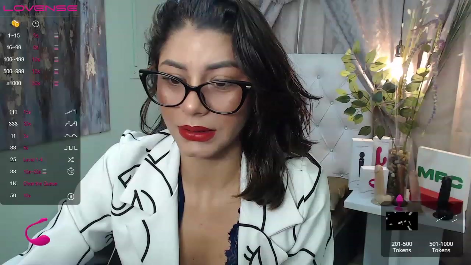 Gallery image thumbnail from Sara__Ruiz's myfreecams stream on, 05/27/2023, 14:21 image 12 of 20