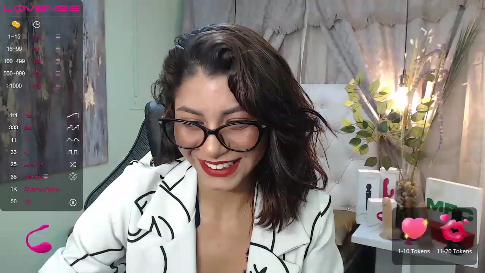 Gallery image thumbnail from Sara__Ruiz's myfreecams stream on, 05/27/2023, 14:21 image 6 of 20