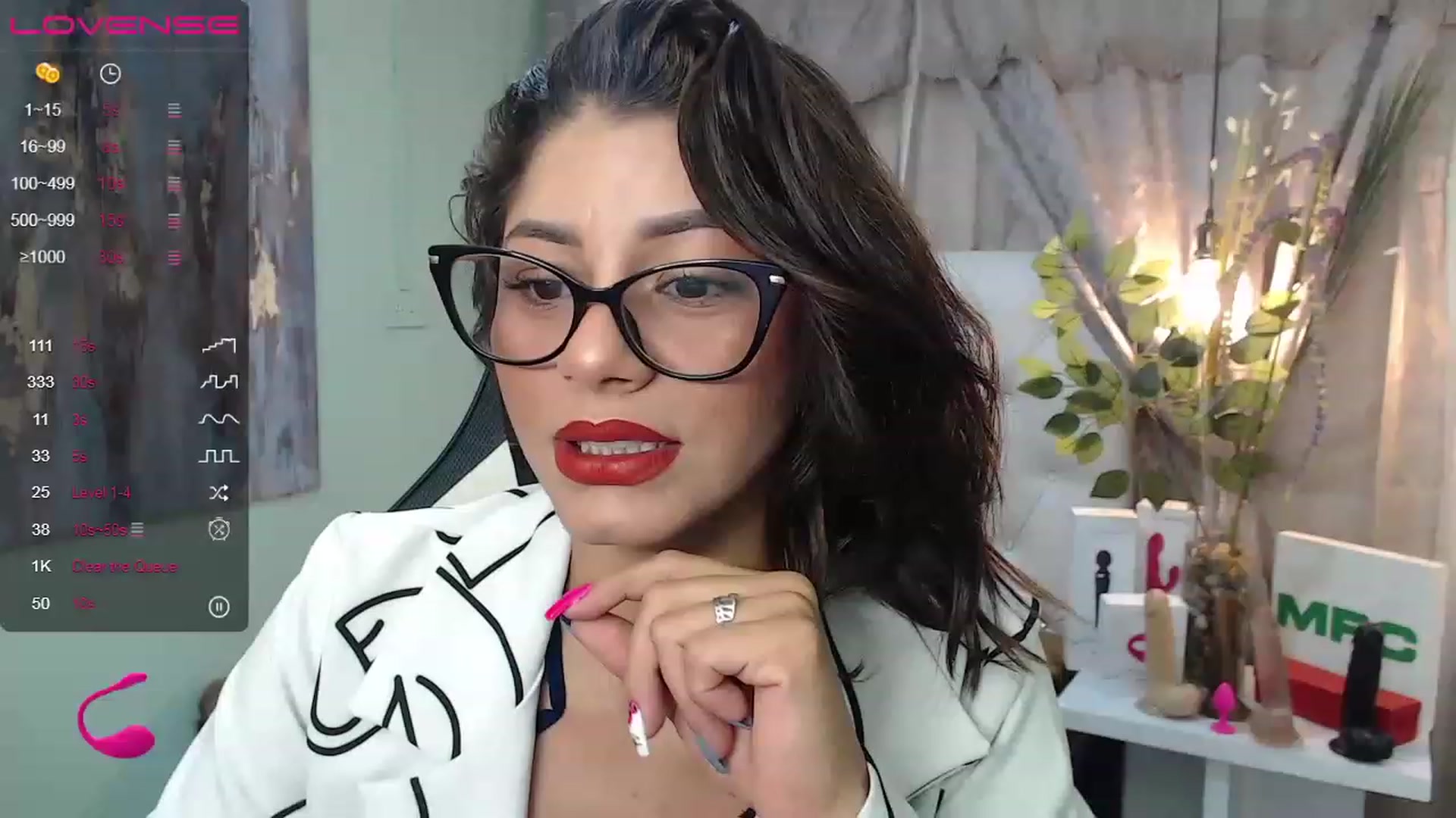 Gallery image thumbnail from Sara__Ruiz's myfreecams stream on, 05/27/2023, 14:21 image 1 of 20