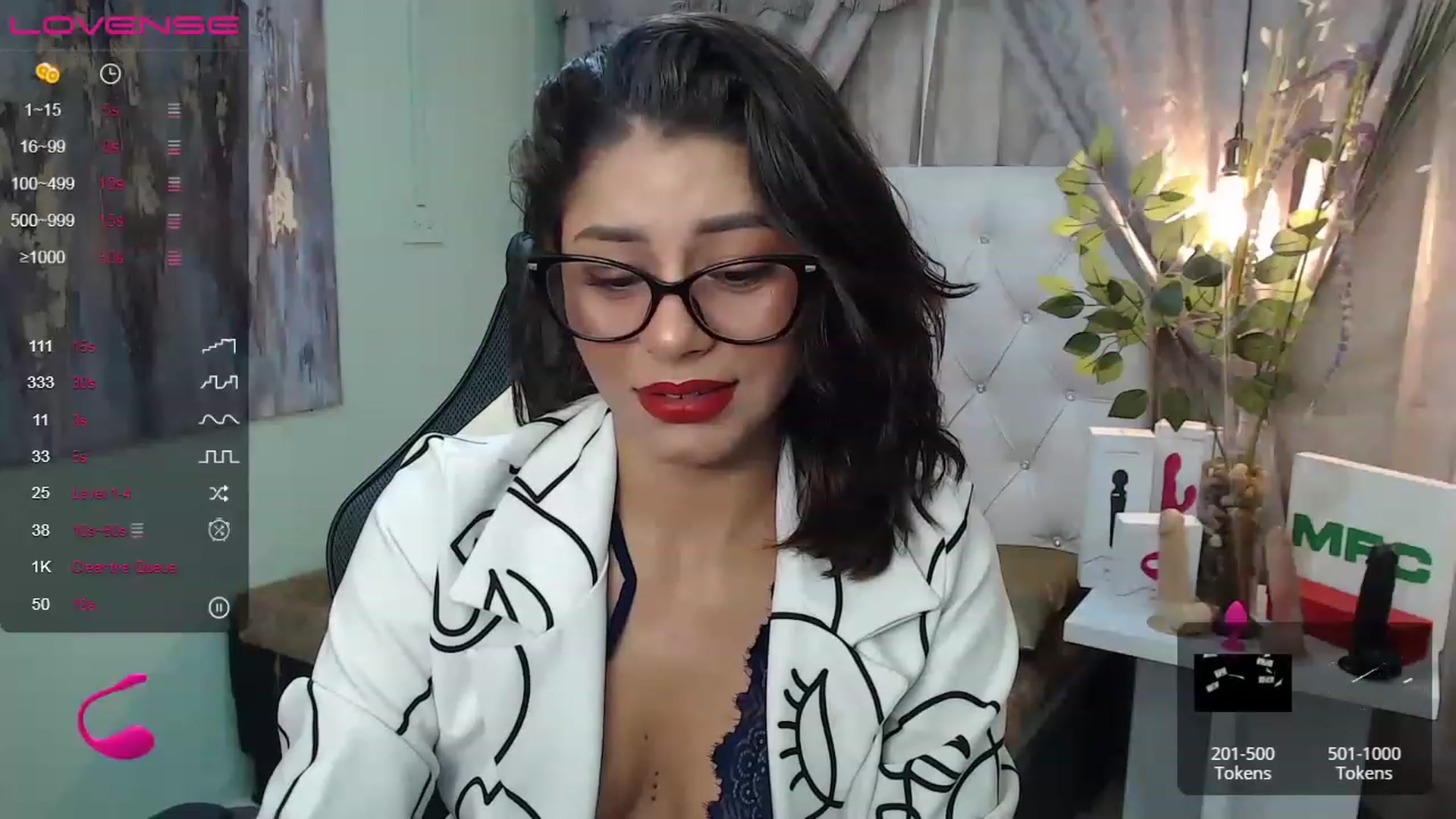 Gallery image thumbnail from Sara__Ruiz's myfreecams stream on, 05/27/2023, 14:21 image 11 of 20