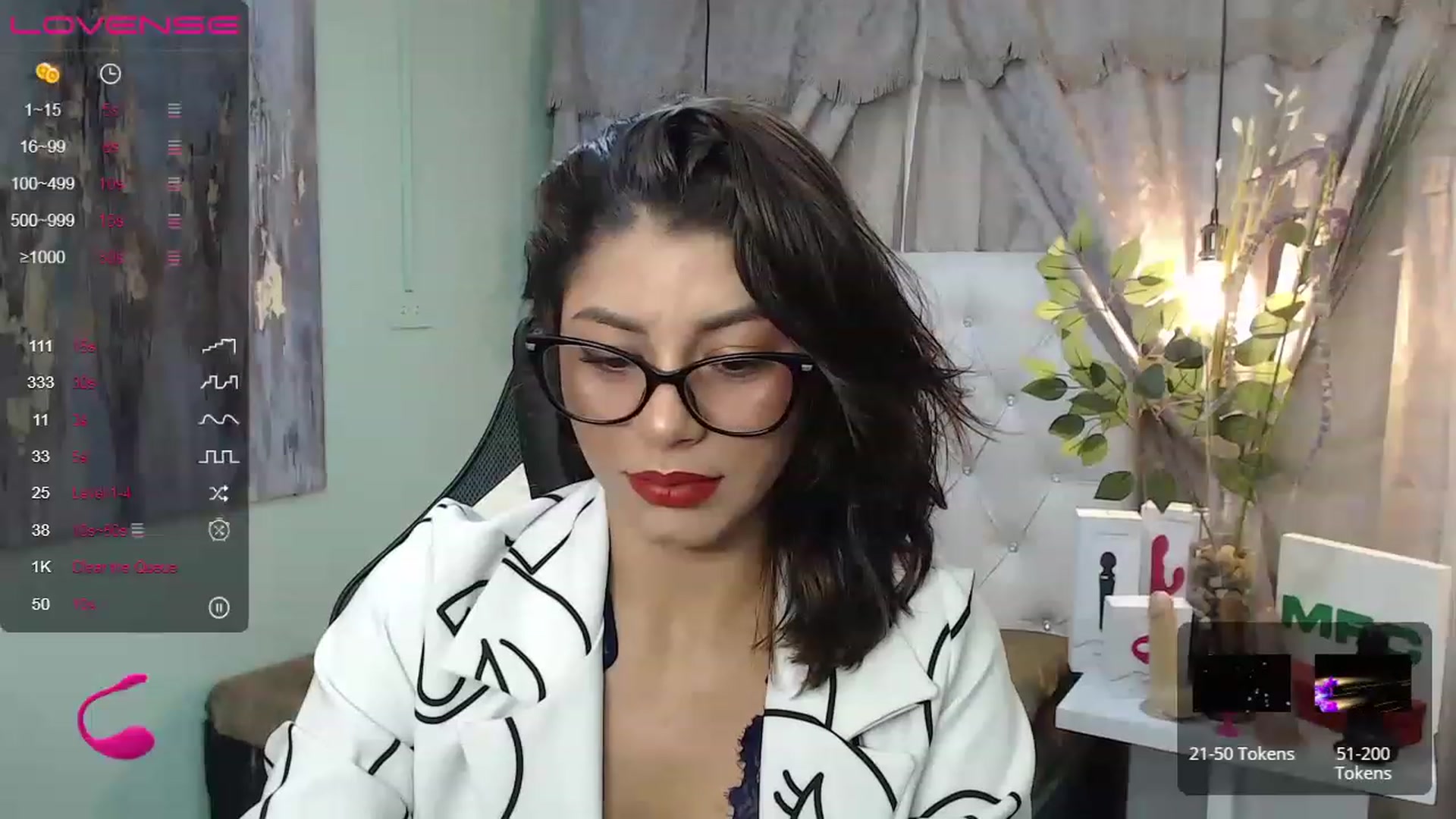 Gallery image thumbnail from Sara__Ruiz's myfreecams stream on, 05/27/2023, 14:21 image 9 of 20