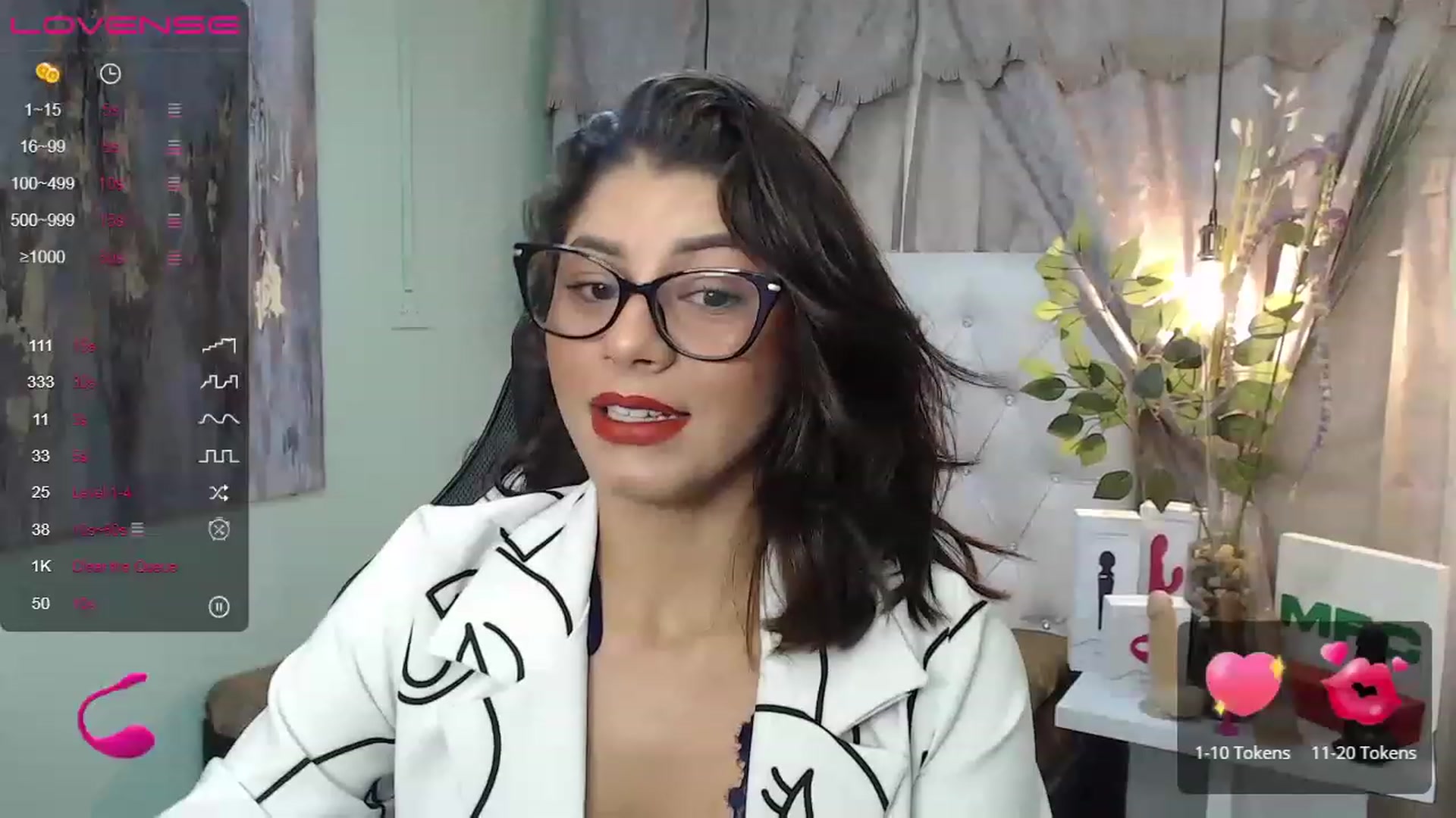 Gallery image thumbnail from Sara__Ruiz's myfreecams stream on, 05/27/2023, 14:21 image 8 of 20