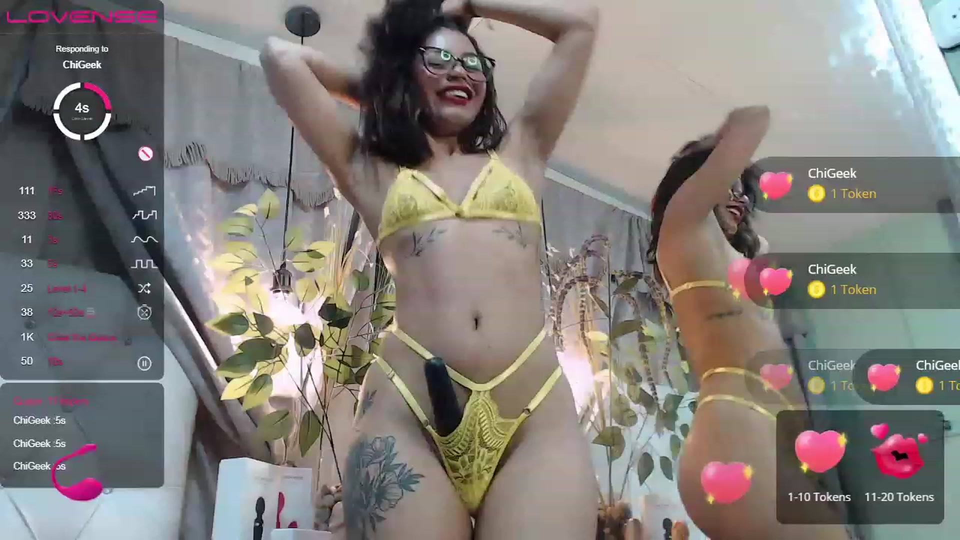 Gallery image thumbnail from Sara__Ruiz's myfreecams stream on, 05/29/2023, 15:22 image 13 of 20