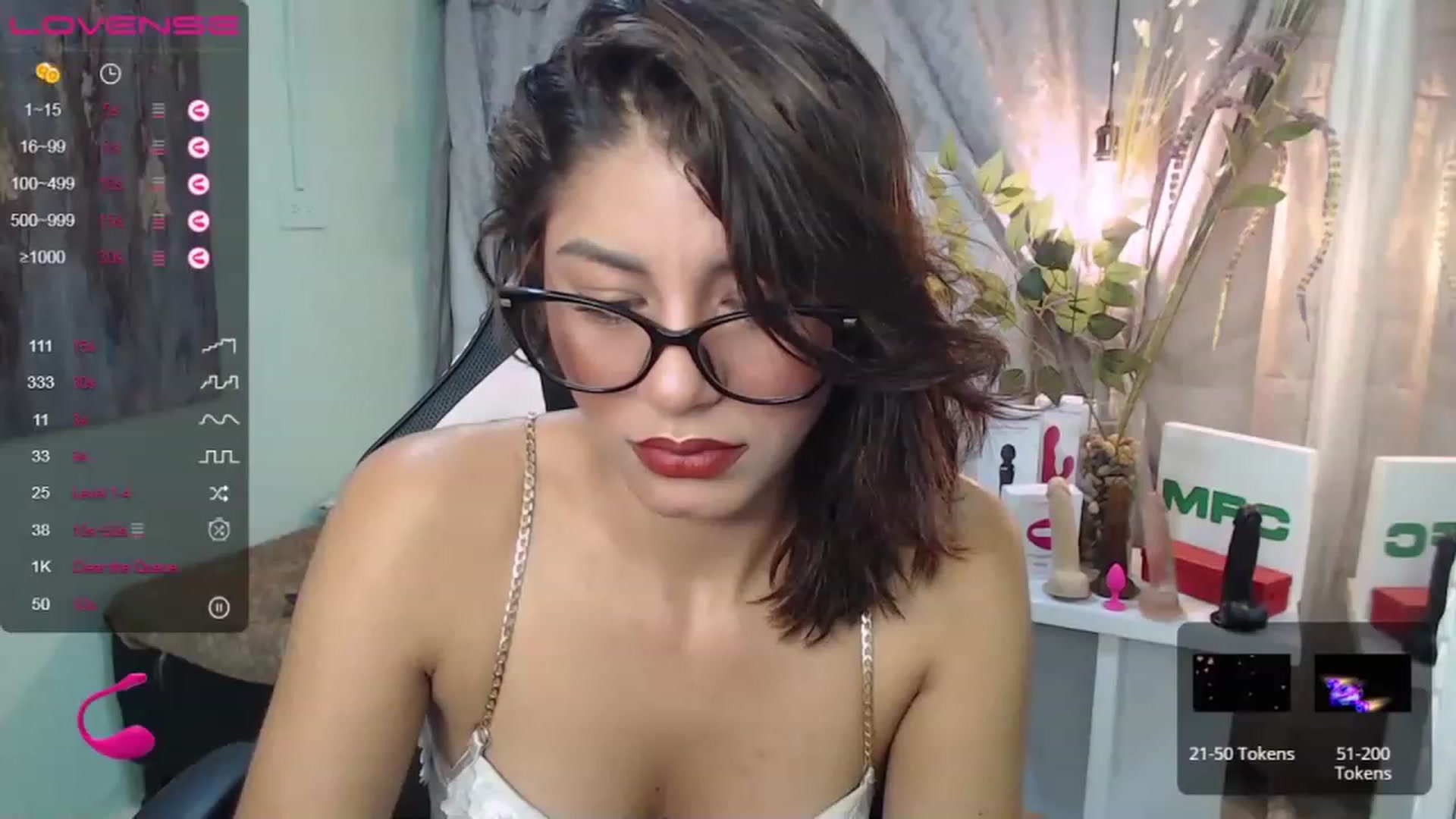 Gallery image thumbnail from Sara__Ruiz's myfreecams stream on, 05/31/2023, 14:43 image 5 of 20
