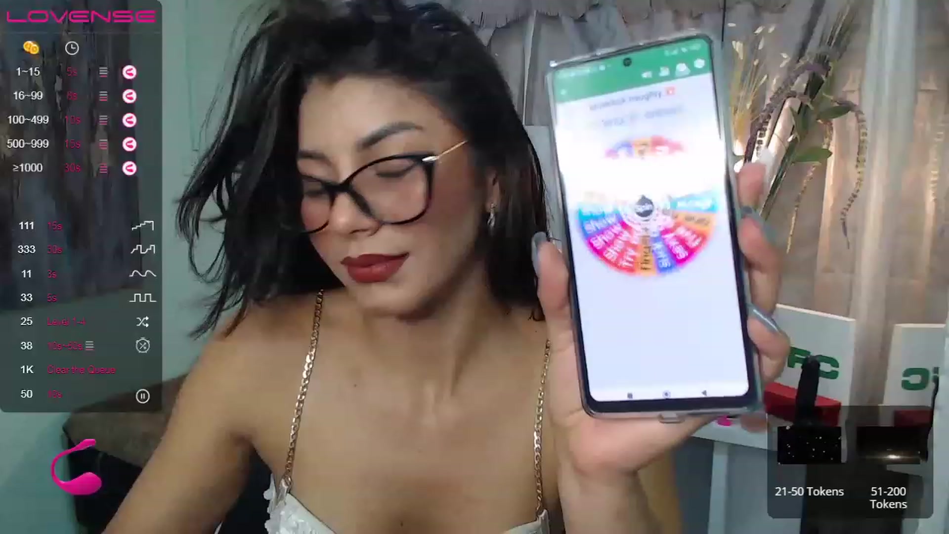 Gallery image thumbnail from Sara__Ruiz's myfreecams stream on, 05/31/2023, 15:11 image 3 of 20