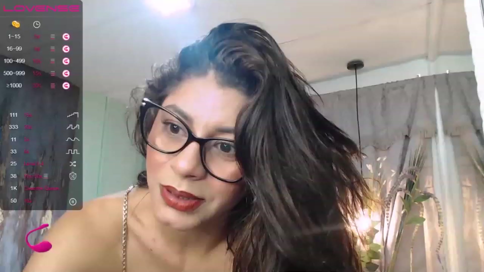 Gallery image thumbnail from Sara__Ruiz's myfreecams stream on, 05/31/2023, 15:11 image 5 of 20