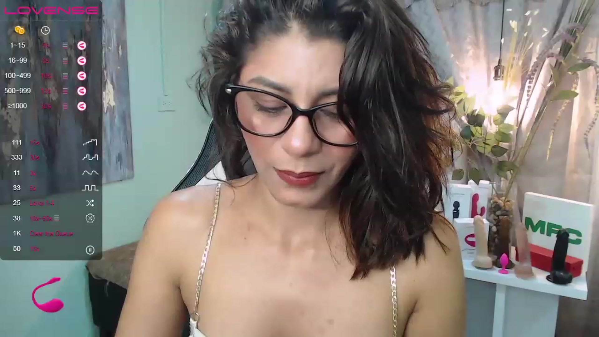 Gallery image thumbnail from Sara__Ruiz's myfreecams stream on, 05/31/2023, 16:32 image 5 of 20